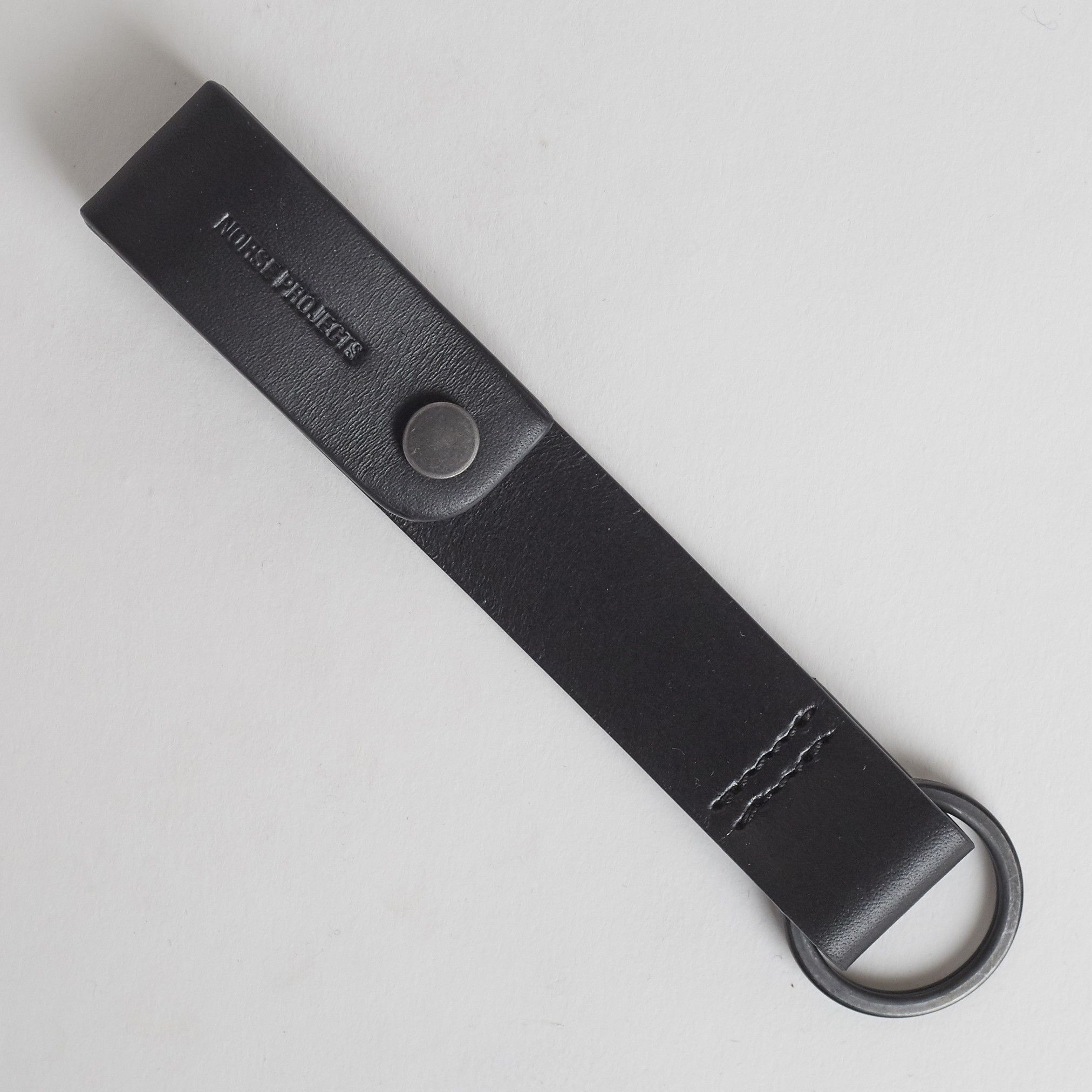 Pre-owned Norse Projects Black Leather Keychain