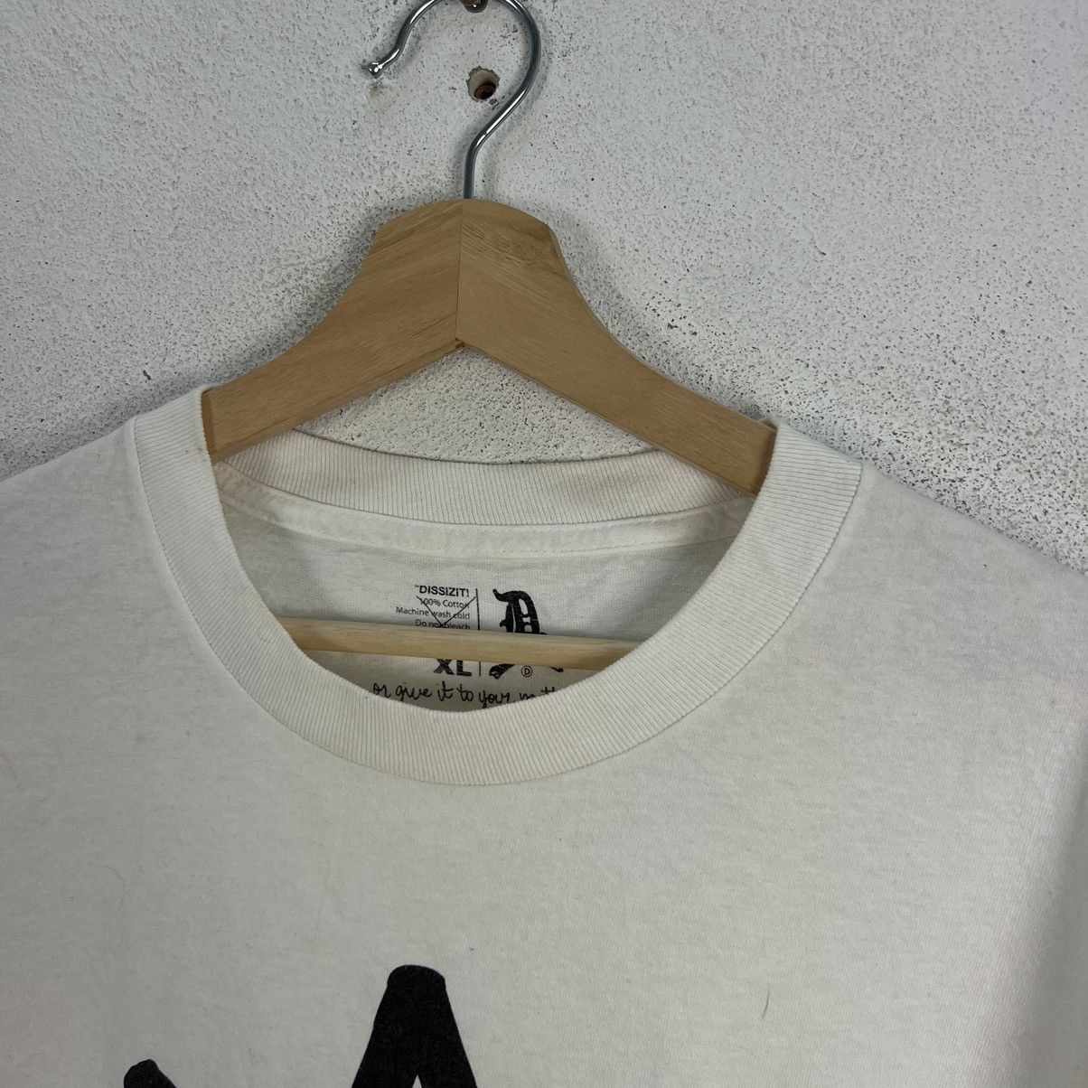 Japanese Brand VERY RARE DISSIZITI TEE BIG LOGO USA MADE PUNK STYLE DESIGN Size US XL / EU 56 / 4 - 9 Thumbnail