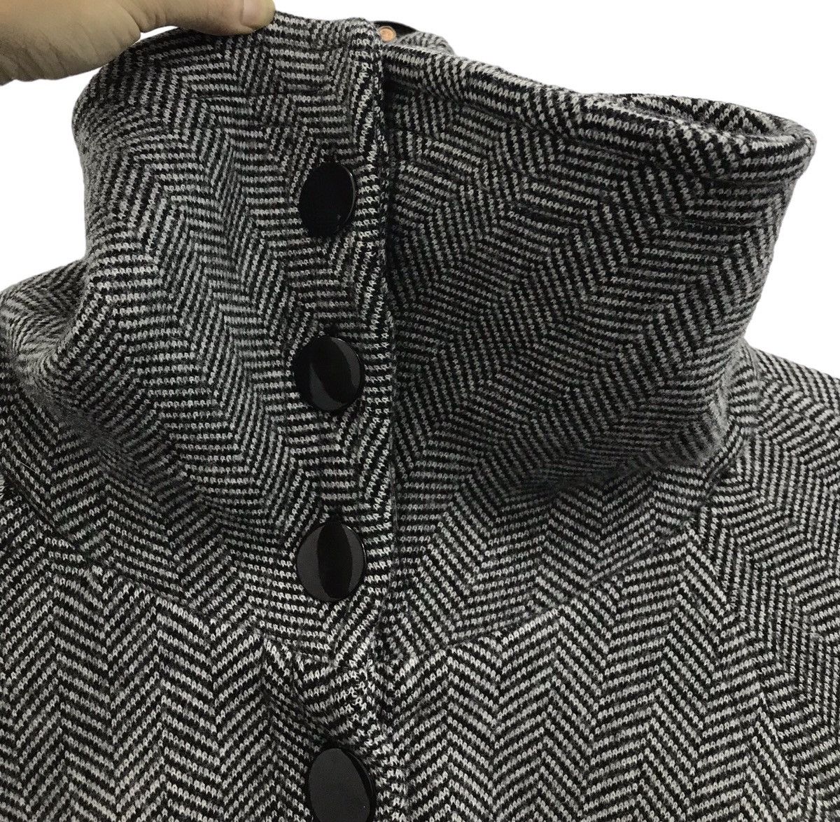 Pringle Of Scotland PRINGLE 1815 SCOTLAND ESTABLISHED HAWICK SCOTLAND COAT Size M / US 6-8 / IT 42-44 - 3 Thumbnail