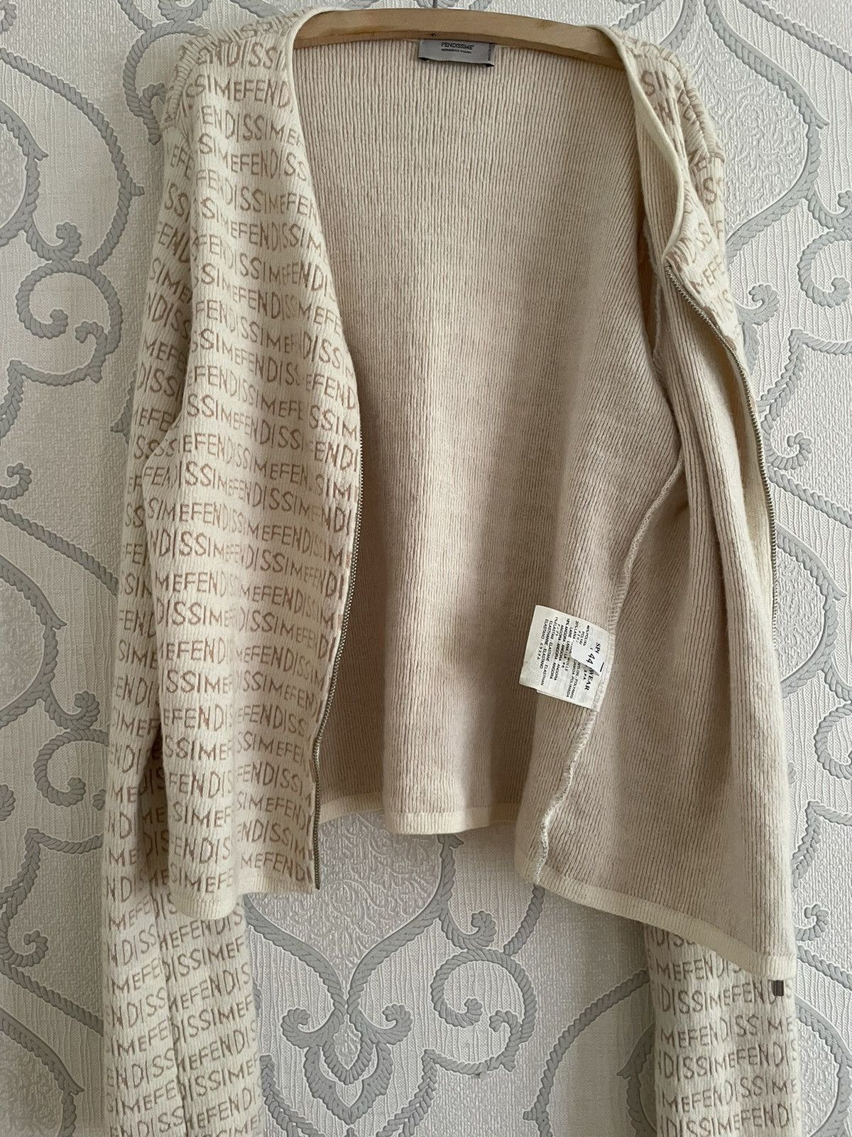 Fendi Fendi fendissime monogram knitwear sweater vintage Size M / US 6-8 / IT 42-44 - 3 Thumbnail