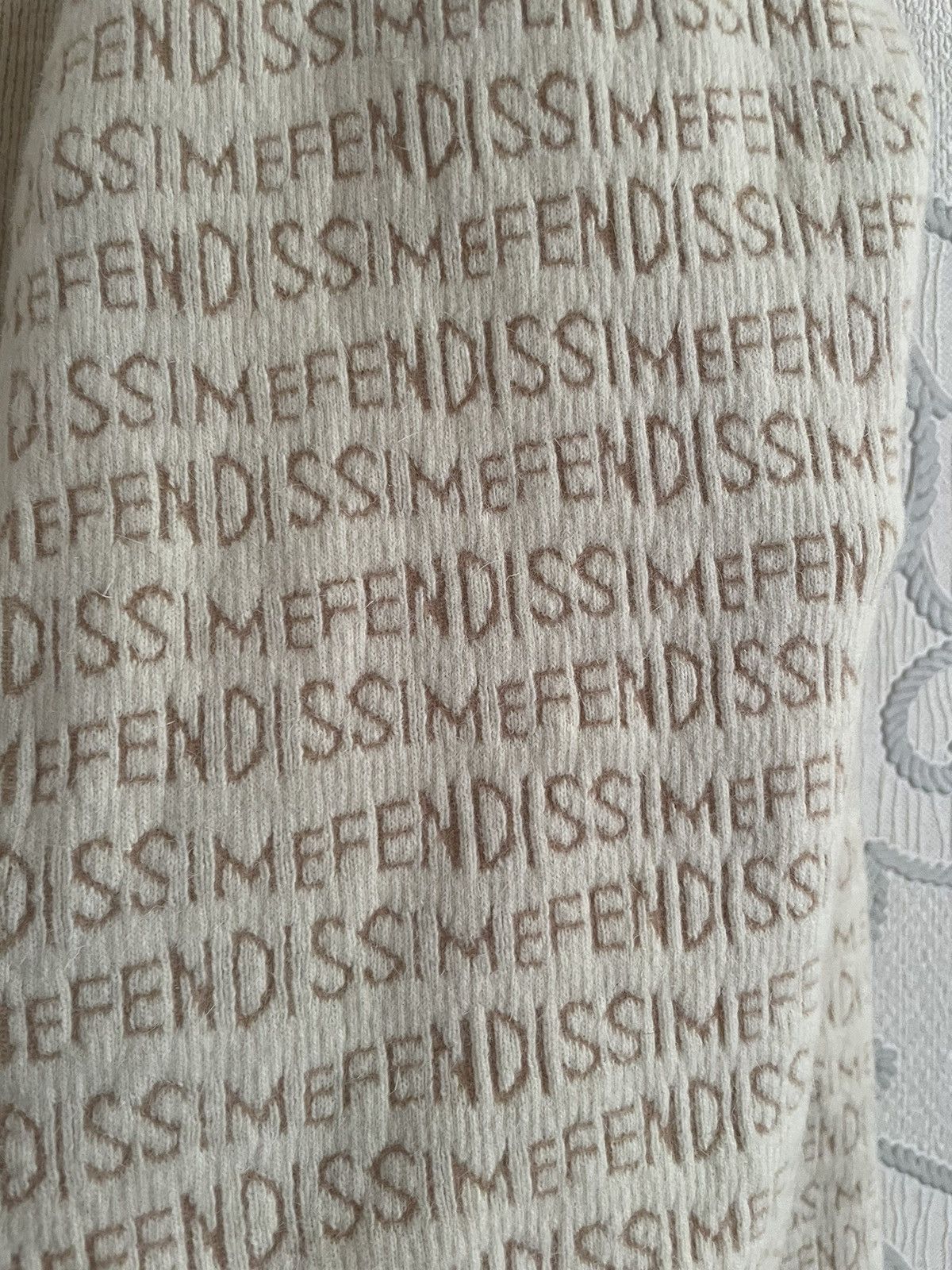 Fendi Fendi fendissime monogram knitwear sweater vintage Size M / US 6-8 / IT 42-44 - 4 Thumbnail
