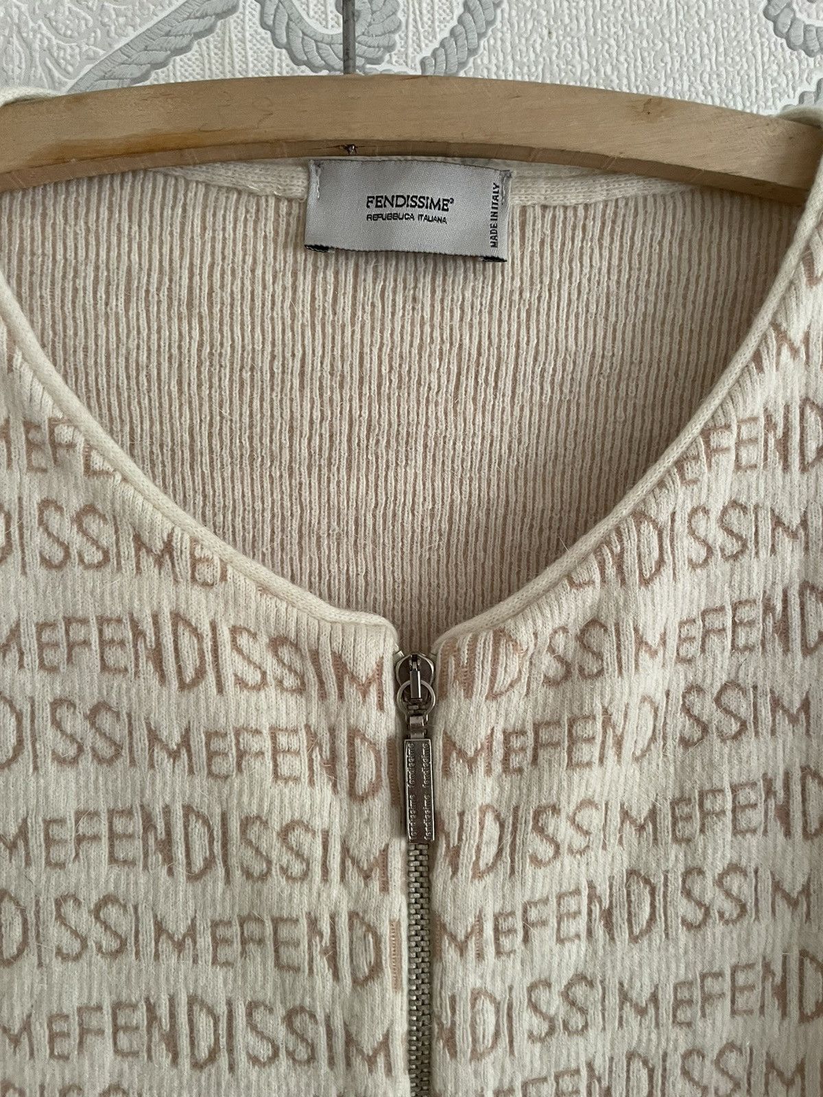 Fendi Fendi fendissime monogram knitwear sweater vintage Size M / US 6-8 / IT 42-44 - 2 Thumbnail