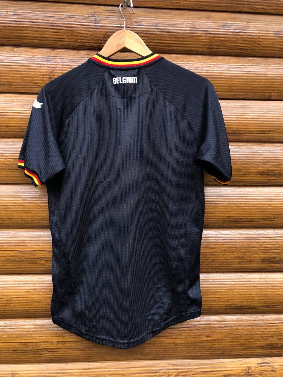 Vintage URBSFA KBVB FOOTBALL SHIRT JERSEY HOME BURDA SPORT Size US S / EU 44-46 / 1 - 3 Thumbnail