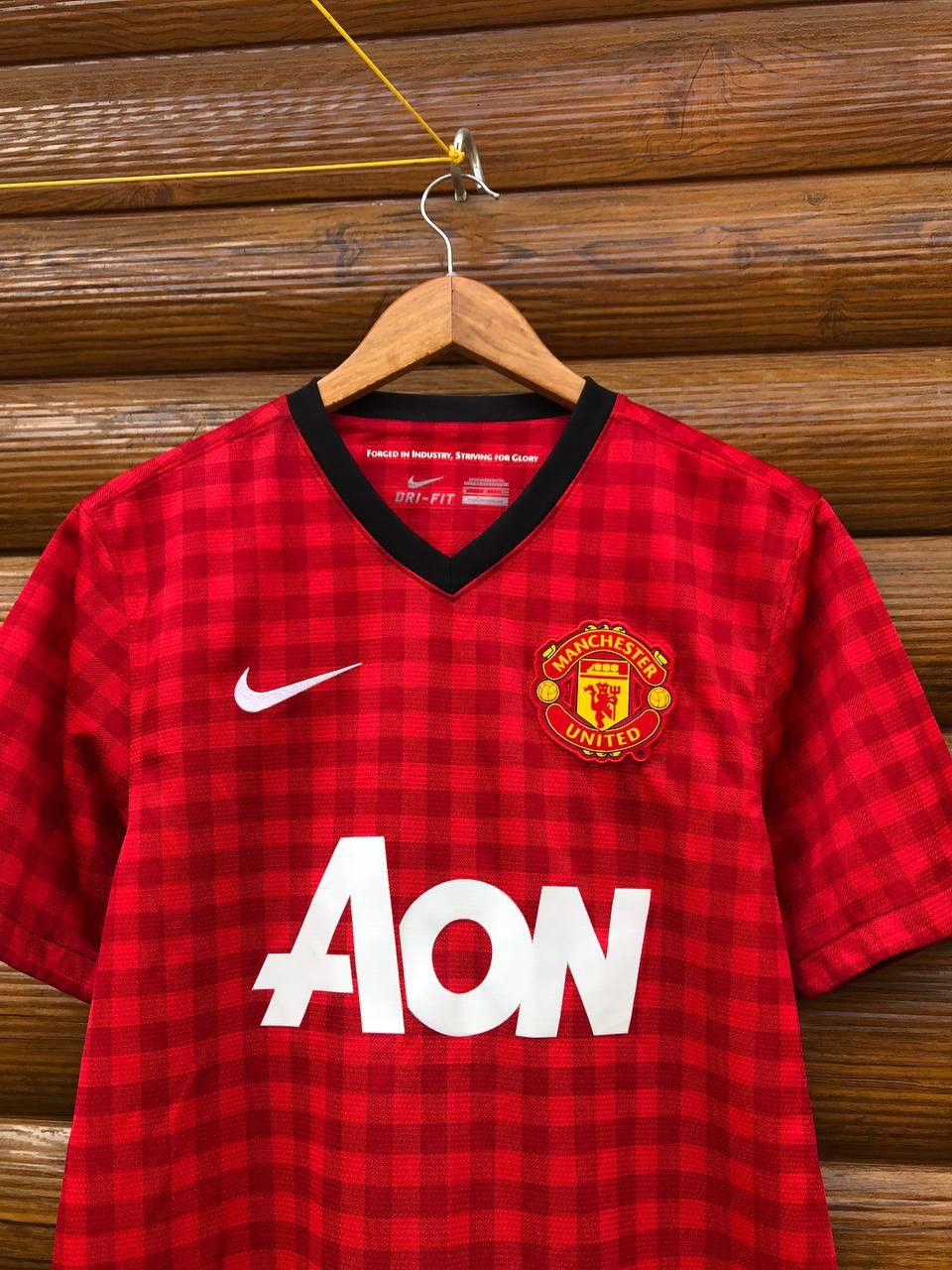 Nike MANCHESTER UNITED HOME FOOTBALL SHIRT SOCCER JERSEY NIKE Size US S / EU 44-46 / 1 - 2 Thumbnail