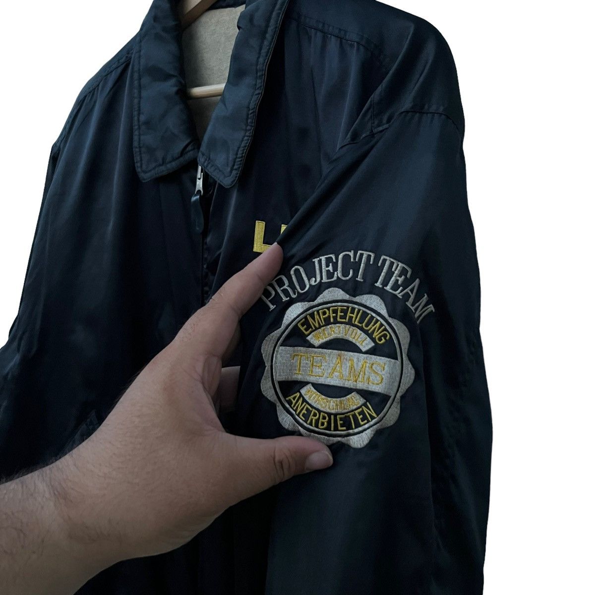Japanese Brand VINTAGE REVERSIBLE BOMBER JACKET BIG LOGO TEAMS SPORTS Size US M / EU 48-50 / 2 - 8 Thumbnail