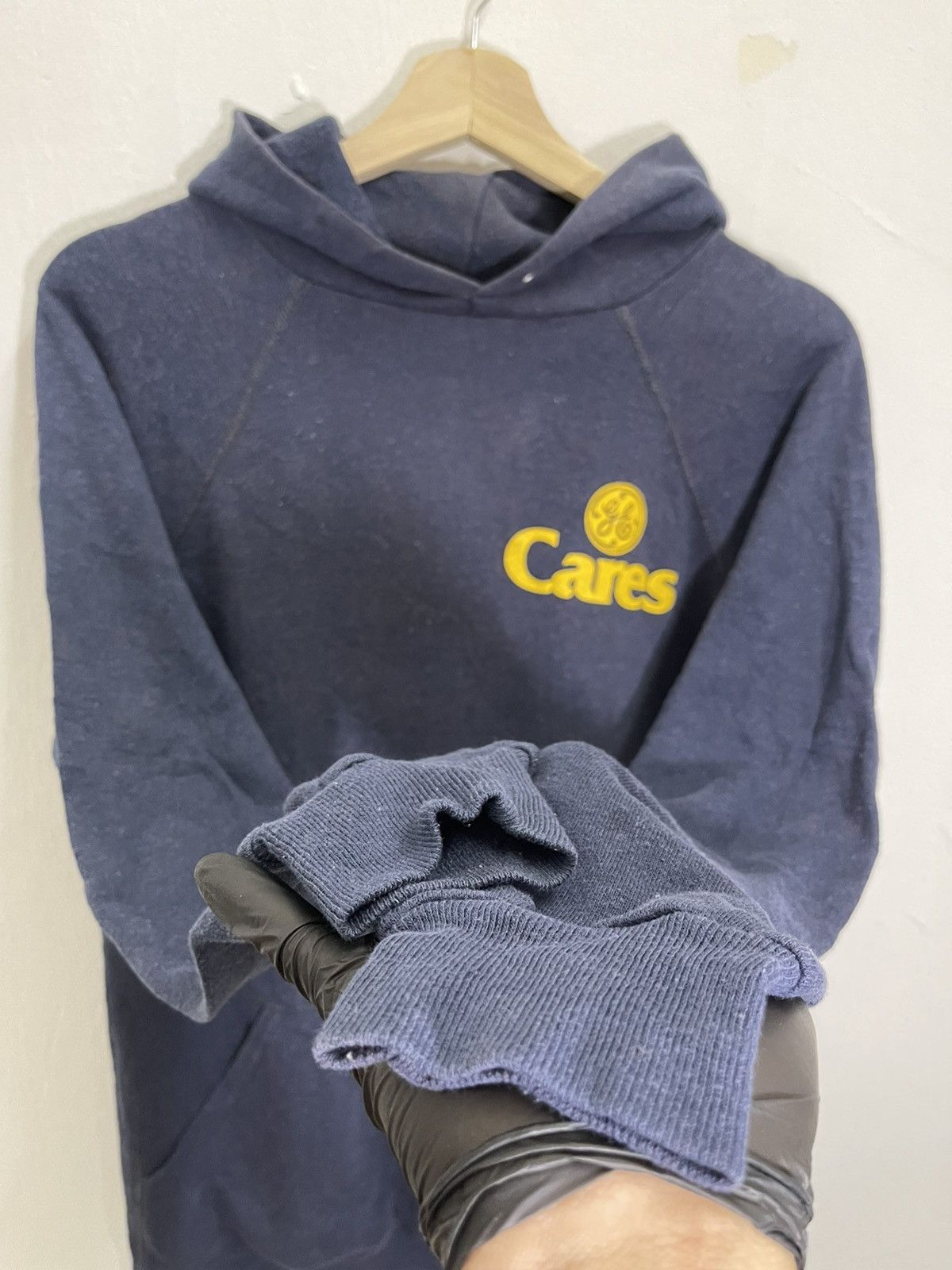 Vintage sportwear cares hoodie u.s made jacket Size US XL / EU 56 / 4 - 5 Thumbnail