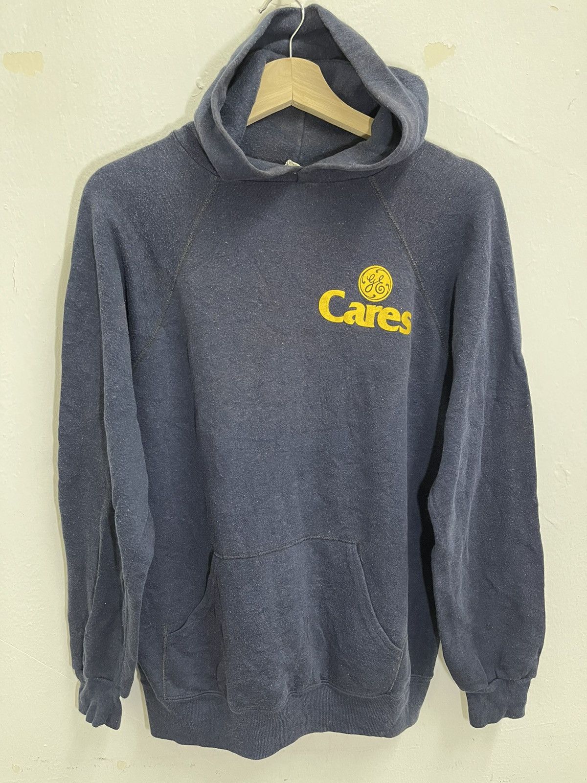 Vintage sportwear cares hoodie u.s made jacket Size US XL / EU 56 / 4 - 1 Thumbnail