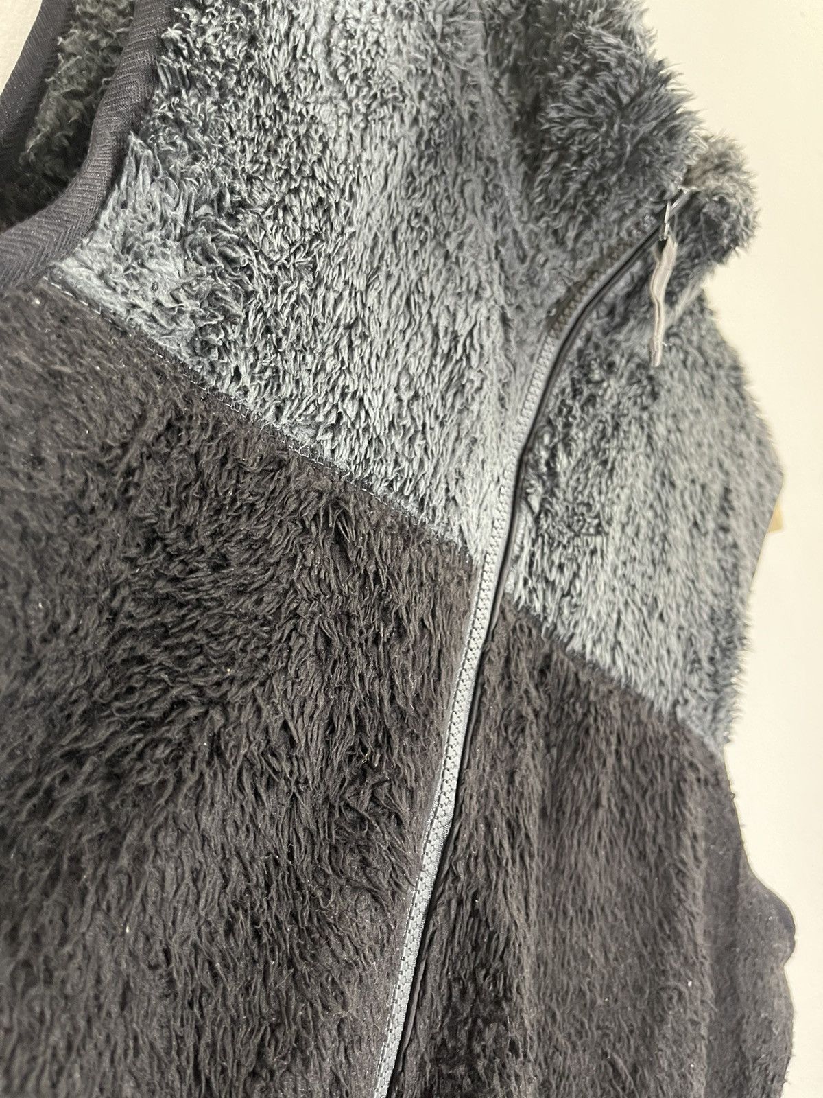 Japanese Brand × Uniqlo Uniqlo fleece vest nice style Size US M / EU 48-50 / 2 - 3 Thumbnail