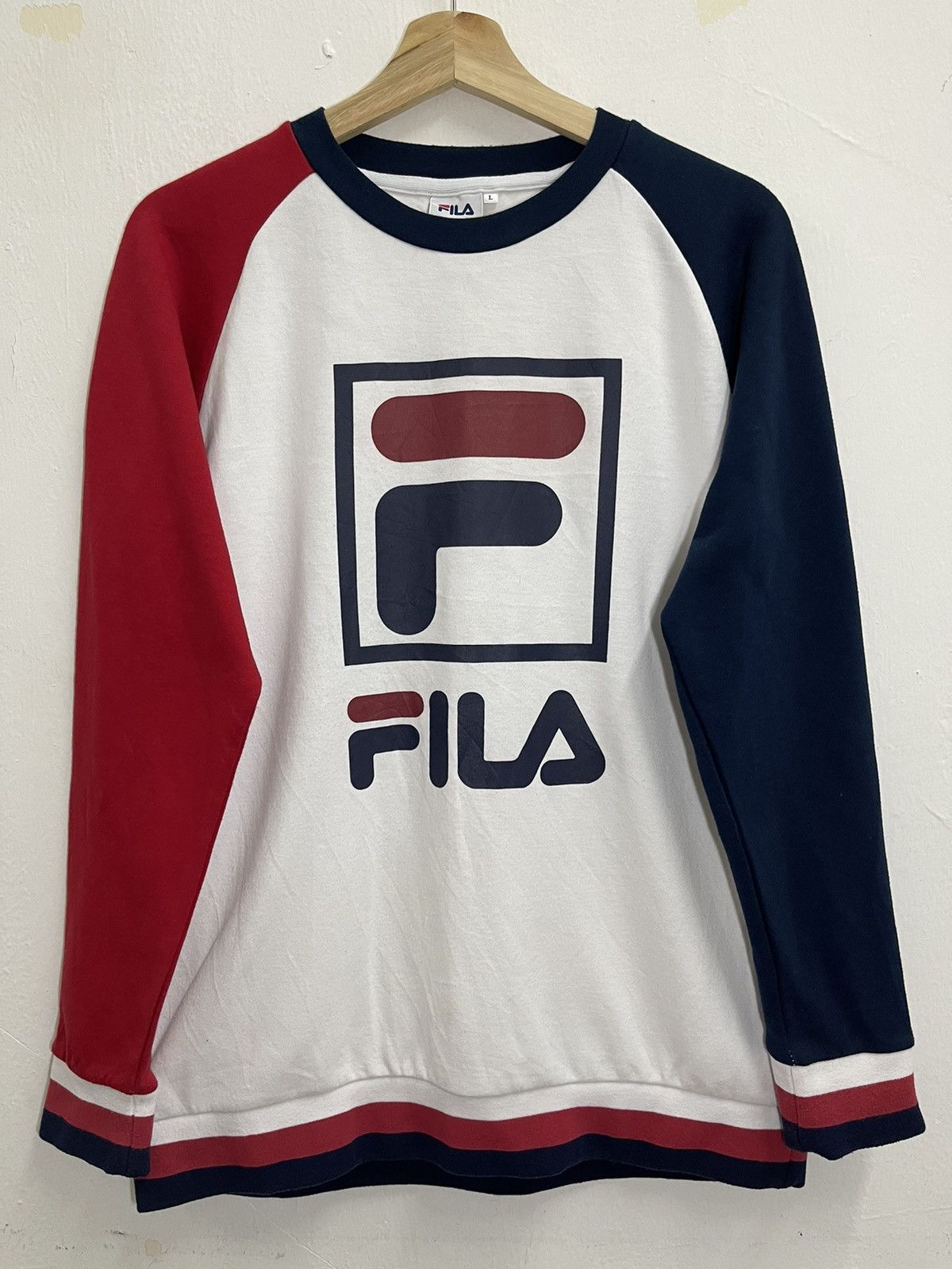 Fila Fila big logo sweatshirt vintage Size US L / EU 52-54 / 3 - 1 Thumbnail