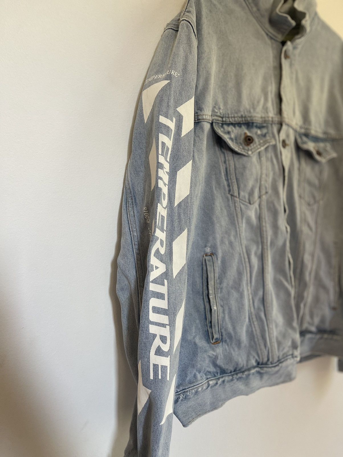 Off-White Off white temperature denim jacket Size US M / EU 48-50 / 2 - 7 Thumbnail