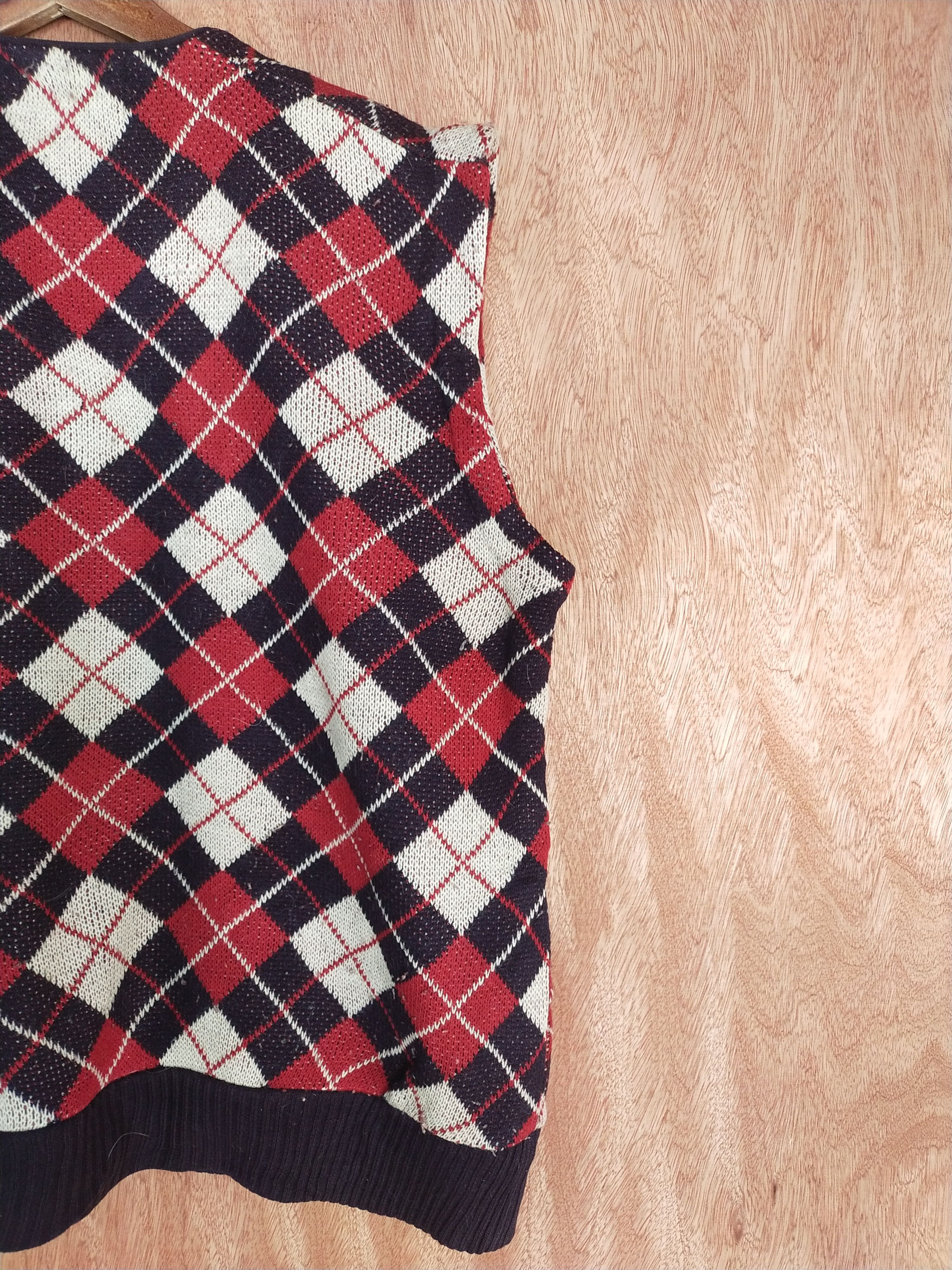 Vintage MK Knitwear checkered sleeveless vest knitwear #S089 Size US M / EU 48-50 / 2 - 9 Thumbnail