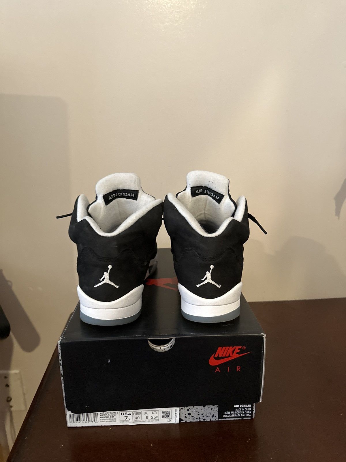 Jordan Brand × Nike Air Jordan 5 Oreo Size US 7 / EU 40 - 2 Thumbnail