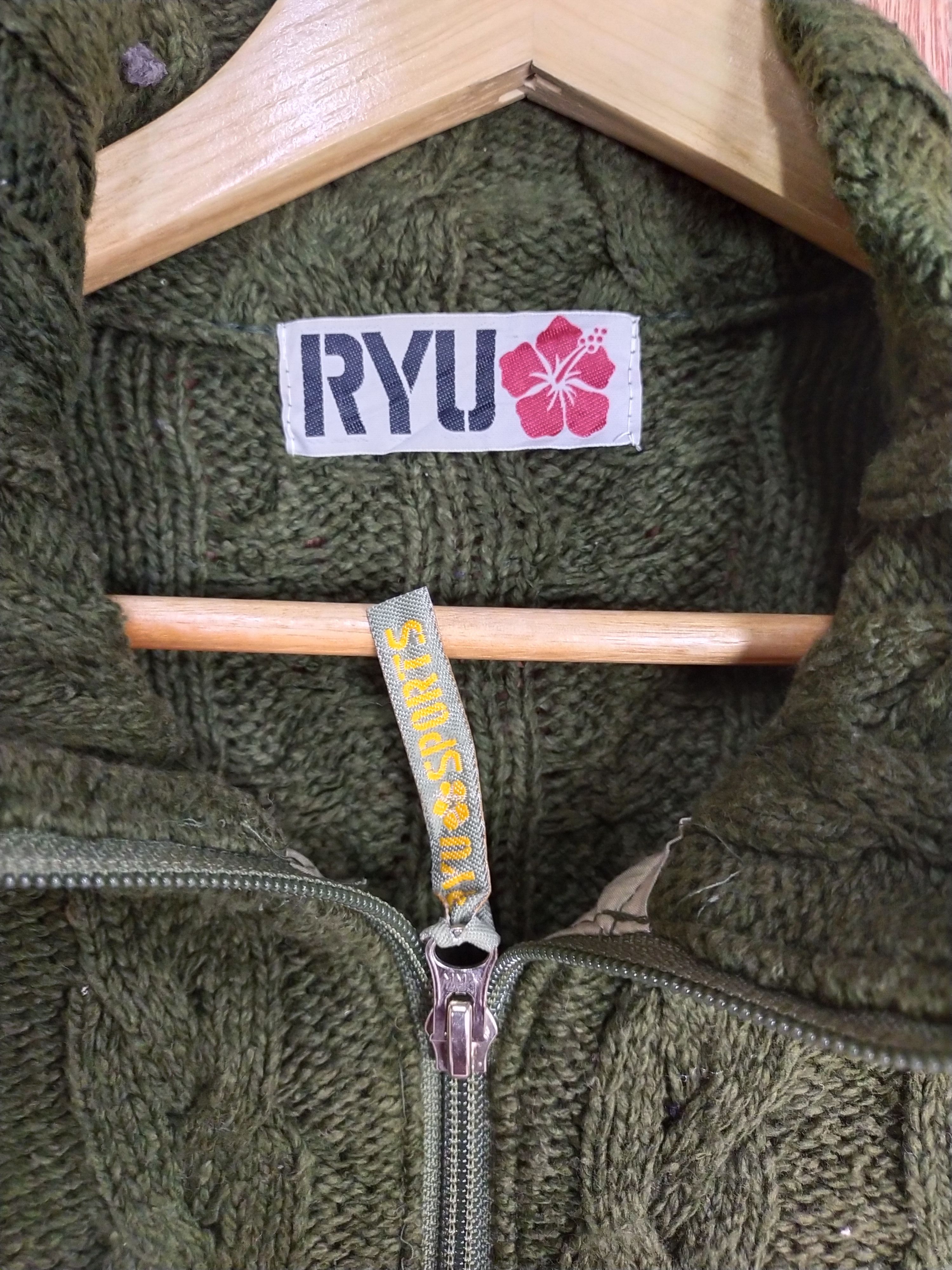 Aran Isles Knitwear × Japanese Brand Ryu Sports cardigan cable knitwear dark green #S191 Size US M / EU 48-50 / 2 - 7 Thumbnail