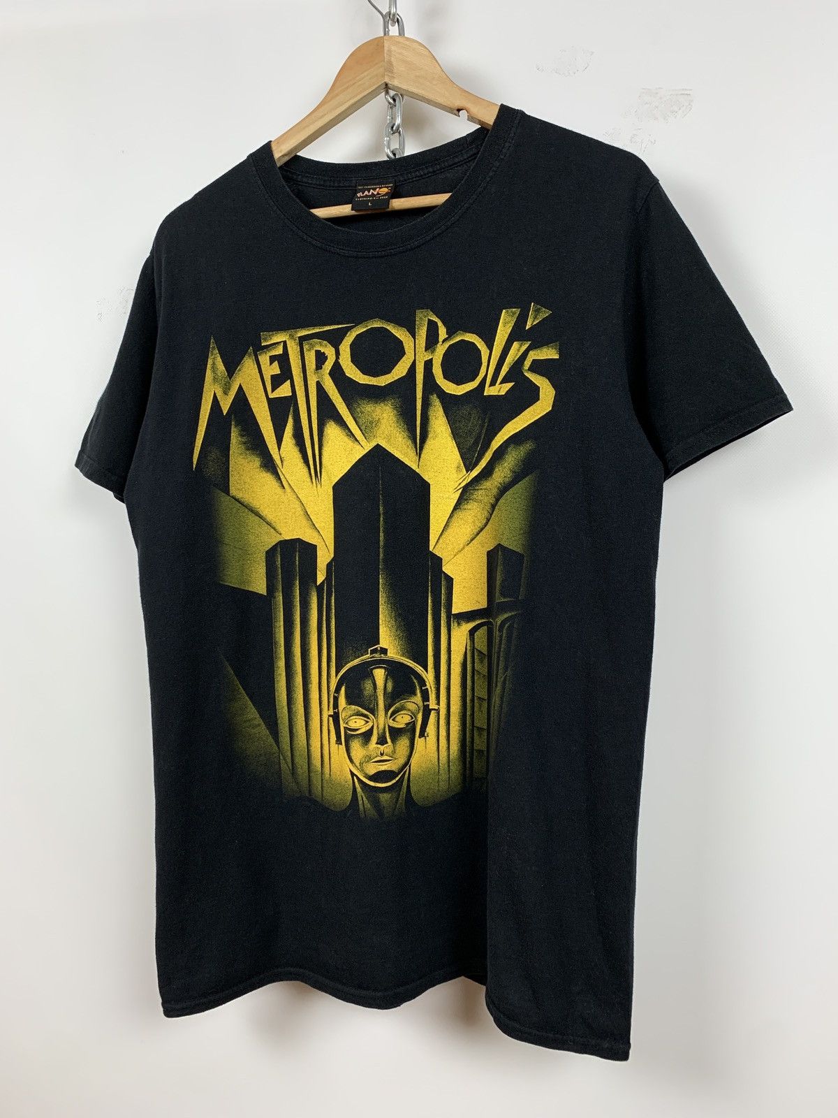 Vintage Vintage Metropolis Movie Black T-Shirt Size US L / EU 52-54 / 3 - 6 Thumbnail