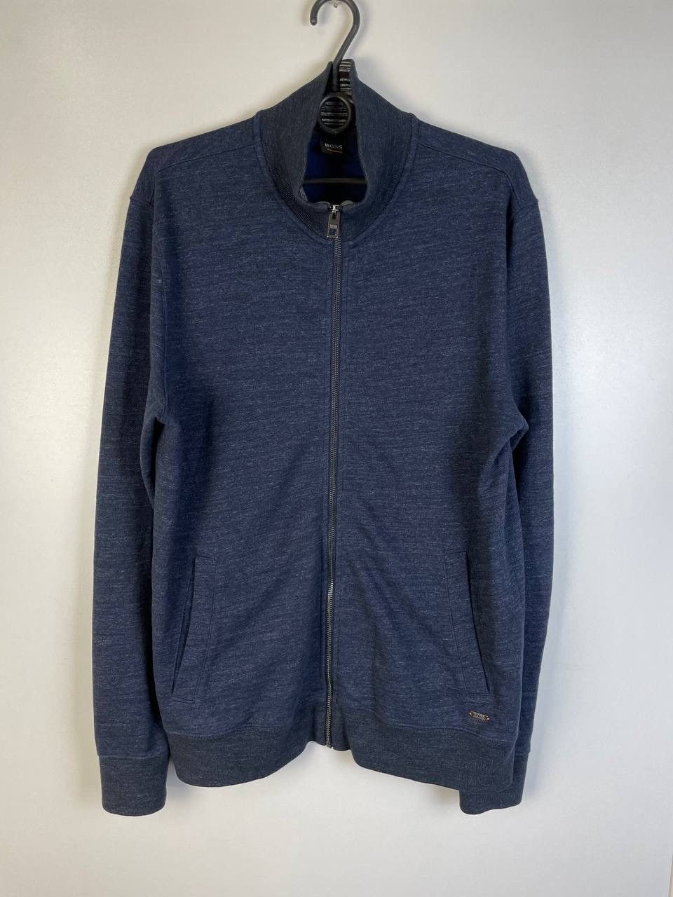 Hugo Boss Hugo Boss luxury sweater size L Size US L / EU 52-54 / 3 - 1 Thumbnail