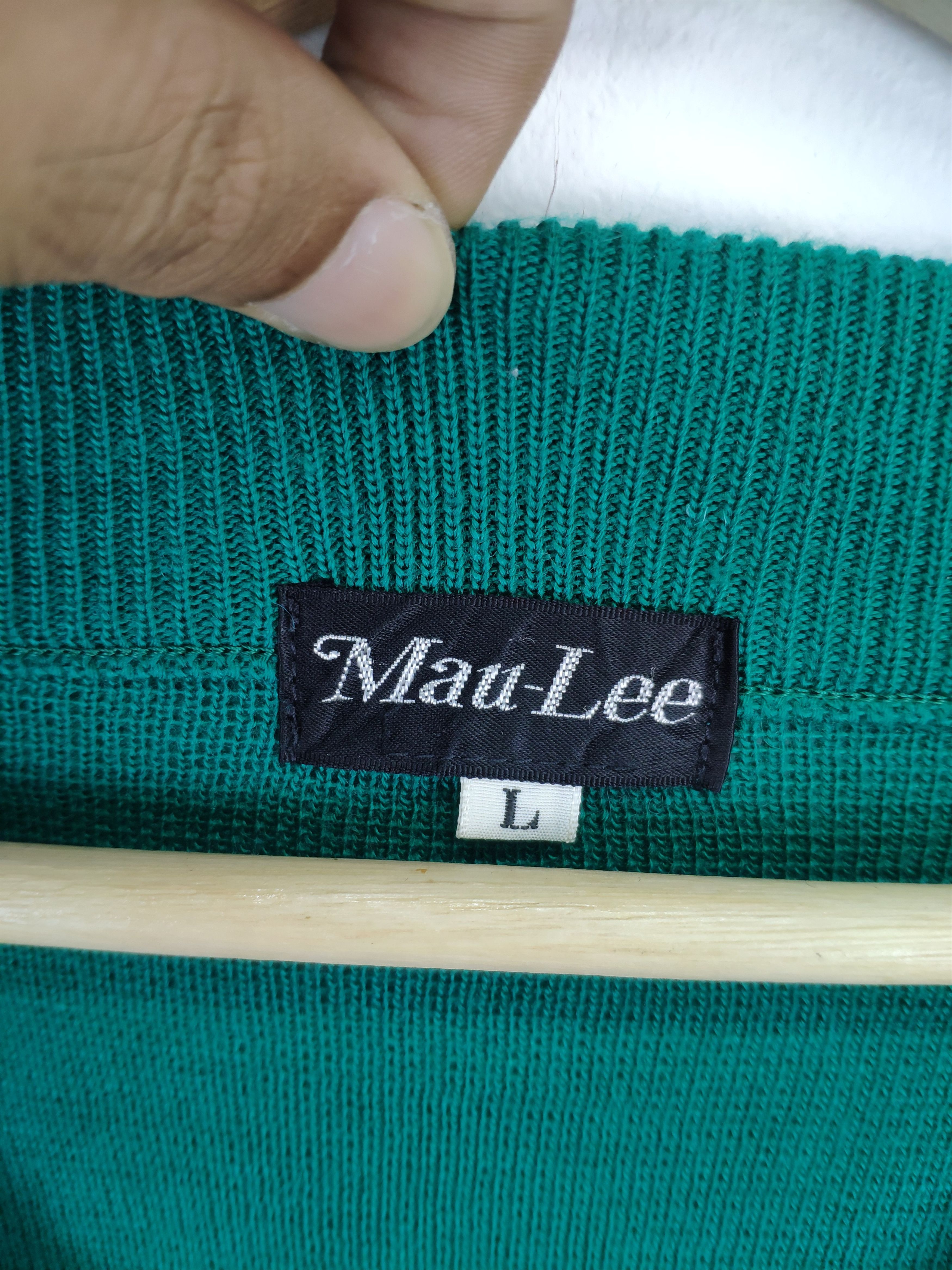 Aran Isles Knitwear × Japanese Brand × Vintage Vintage Kanye West Style Knit Sweater V Neck Size US M / EU 48-50 / 2 - 9 Thumbnail