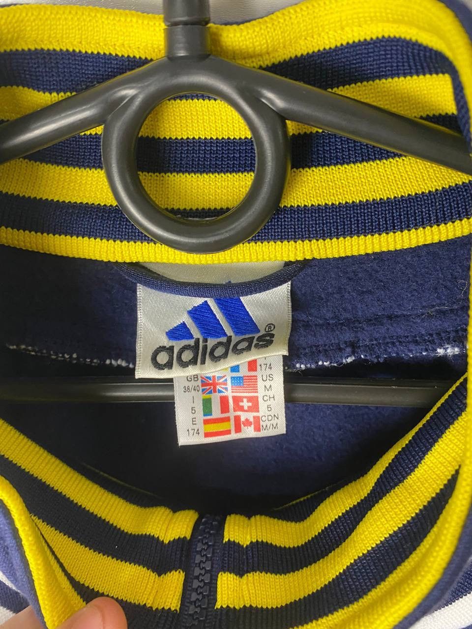 Vintage Adidas big logo vintage sweatshirt size M Size US M / EU 48-50 / 2 - 2 Thumbnail