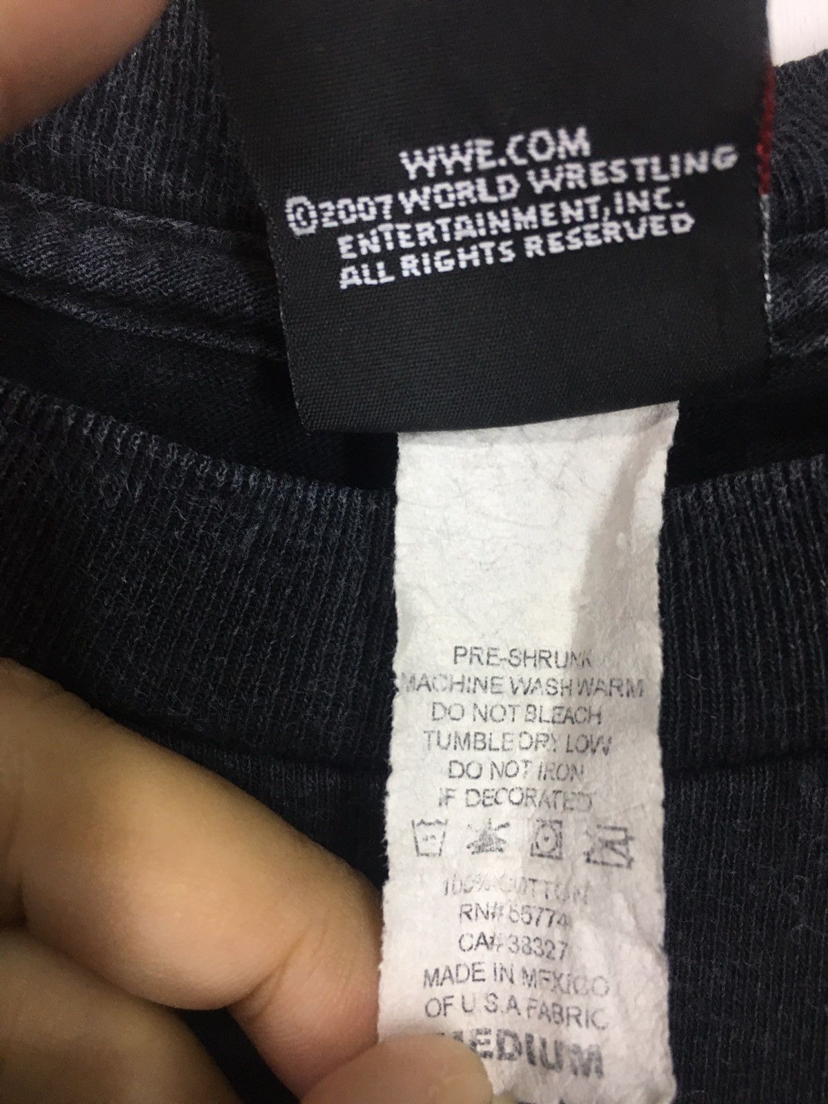 Vintage Vintage World Wrestling Entertainment Rey Mysterio t shirt Size US M / EU 48-50 / 2 - 5 Thumbnail