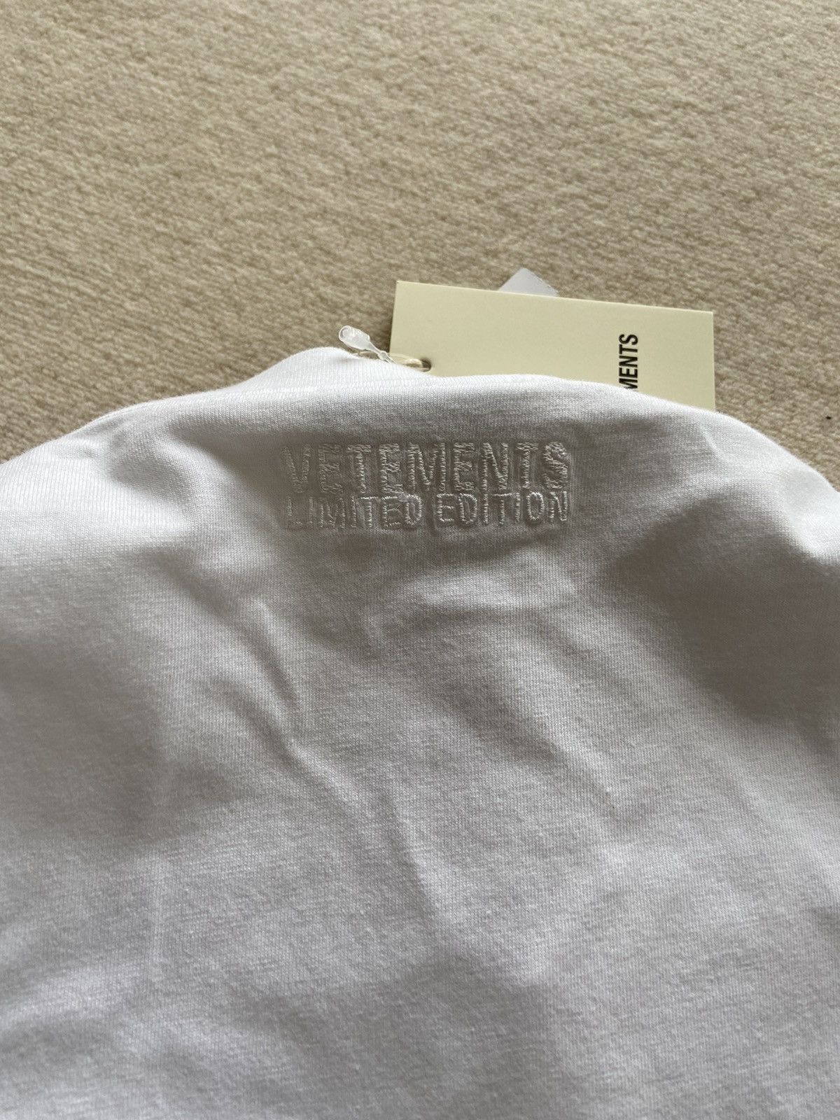 Vetements NEW | VETEMENTS WHITE LOGO „CLICK HERE“ TSHIRT BLUE OVERSIZE Size US M / EU 48-50 / 2 - 5 Thumbnail