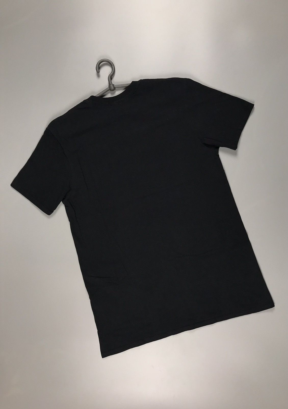 Band Tees Vintage Queen T-shirt Size US M / EU 48-50 / 2 - 5 Thumbnail