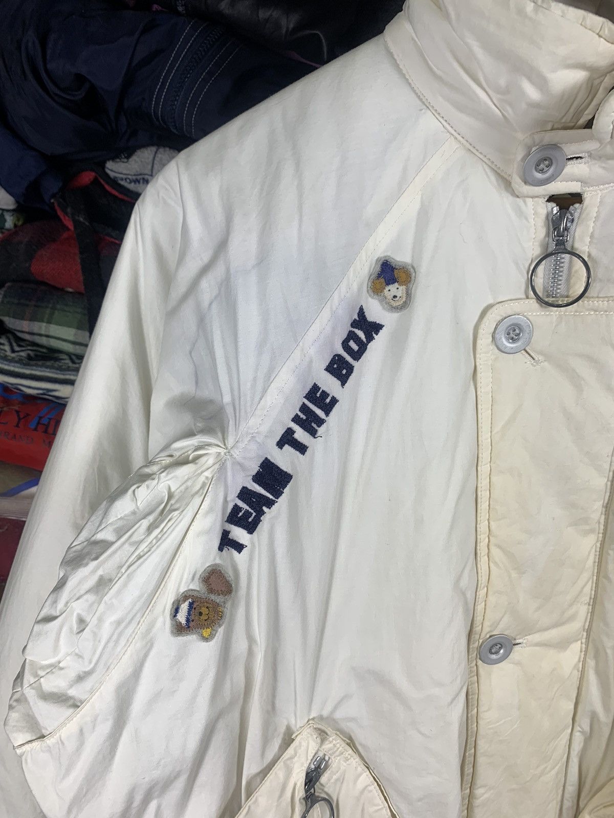 Japanese Brand Vintage 90s Bomber Jacket Patches By Team The Box Size US L / EU 52-54 / 3 - 5 Thumbnail