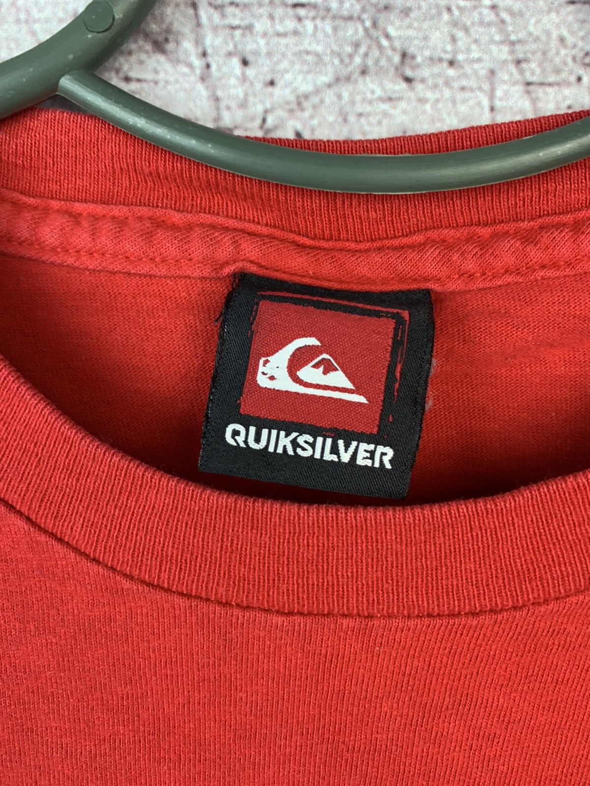 Quiksilver Vintage Quiksilver Big Logo T-Shirt Surf style Size US S / EU 44-46 / 1 - 7 Thumbnail