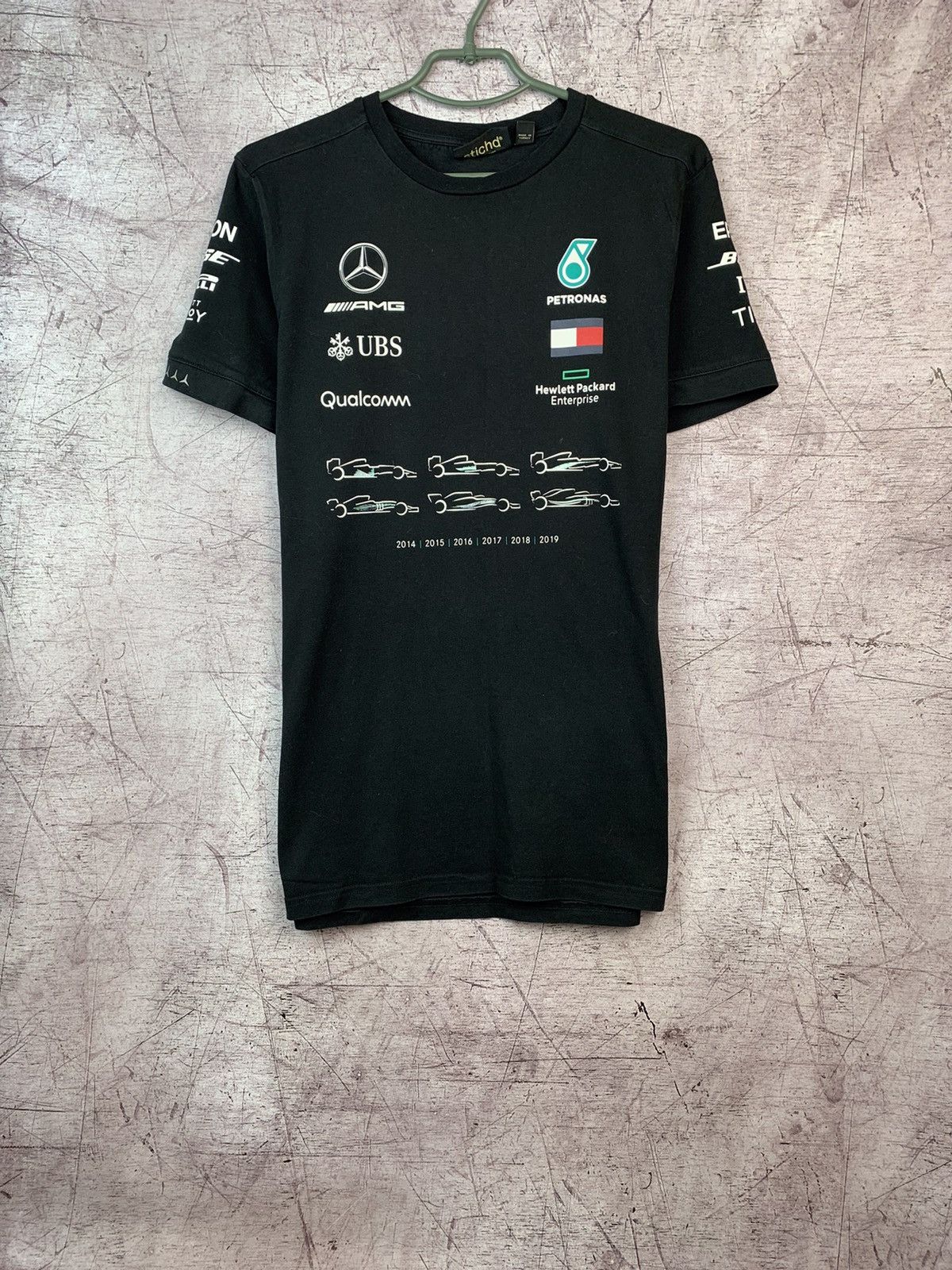 Formula 1 × Mercedes-Benz × Vintage Mercedes Benz AMG Petronas Vintage T-shirt Size US L / EU 52-54 / 3 - 1 Thumbnail