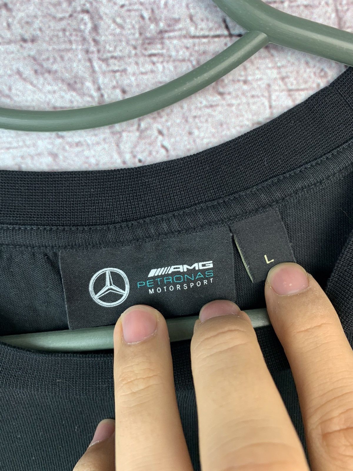 Formula 1 × Mercedes-Benz × Vintage Mercedes Benz AMG Petronas Vintage T-shirt Size US L / EU 52-54 / 3 - 7 Thumbnail