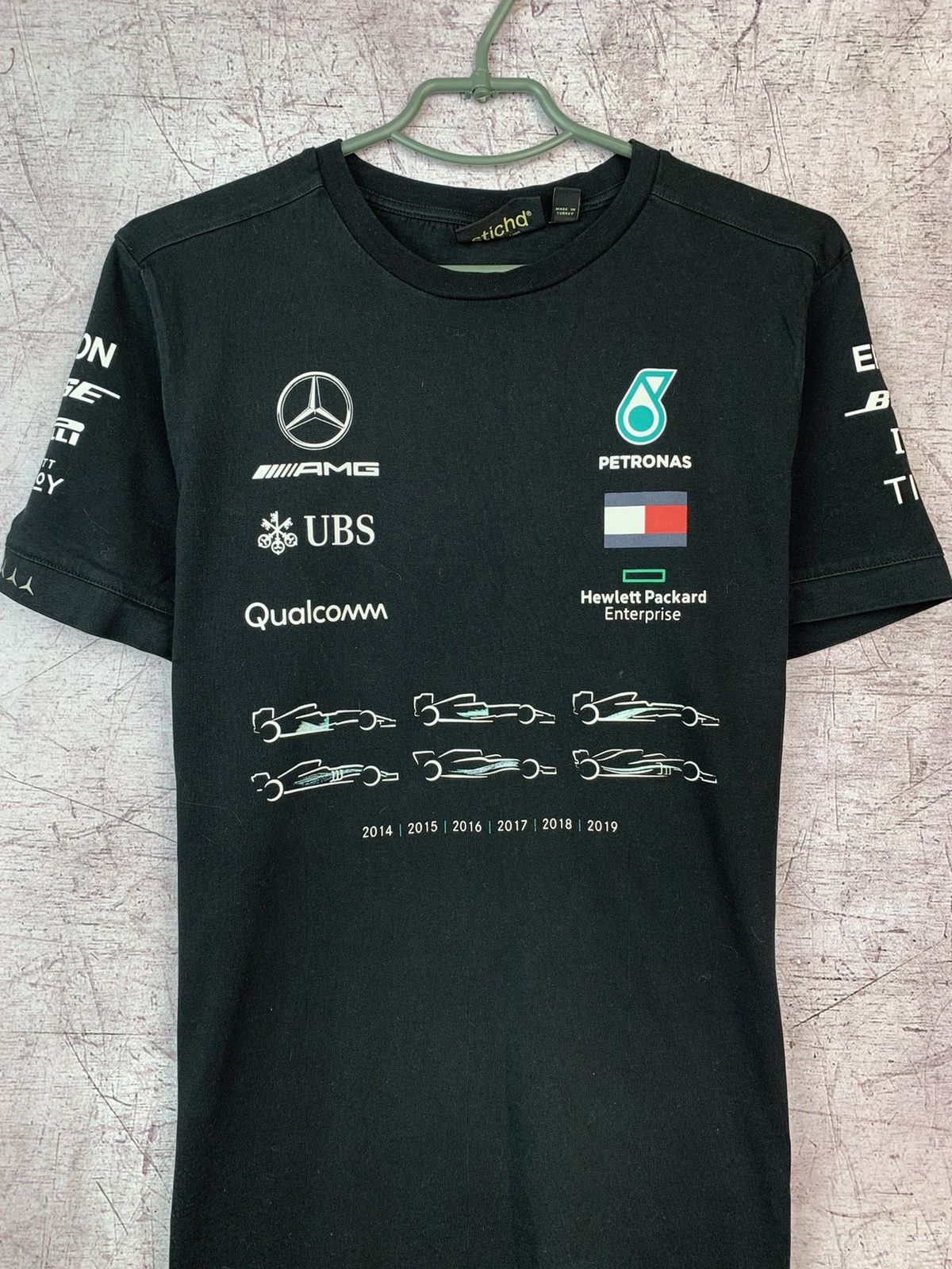 Formula 1 × Mercedes-Benz × Vintage Mercedes Benz AMG Petronas Vintage T-shirt Size US L / EU 52-54 / 3 - 3 Thumbnail