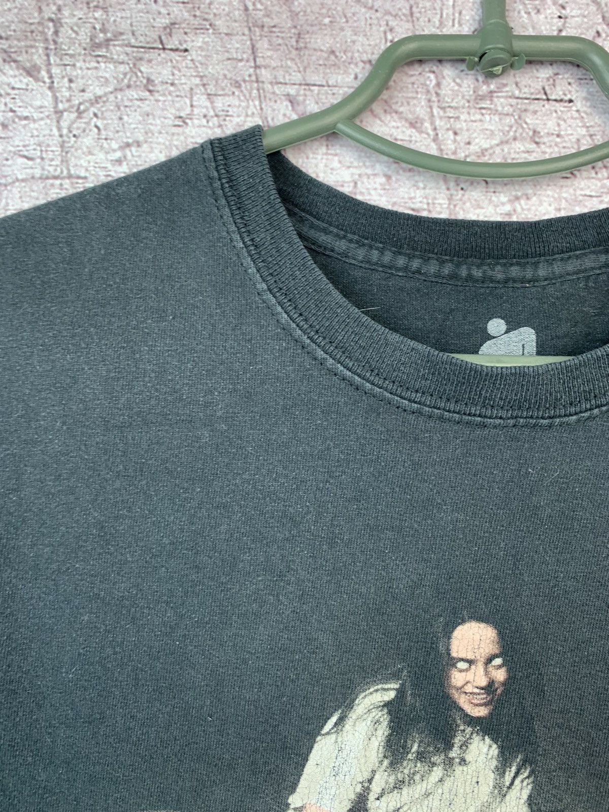 Band Tees × Billie Eilish 2019 Billie Eilish World Tour Trippy White Eyes T Shir Size US M / EU 48-50 / 2 - 9 Thumbnail