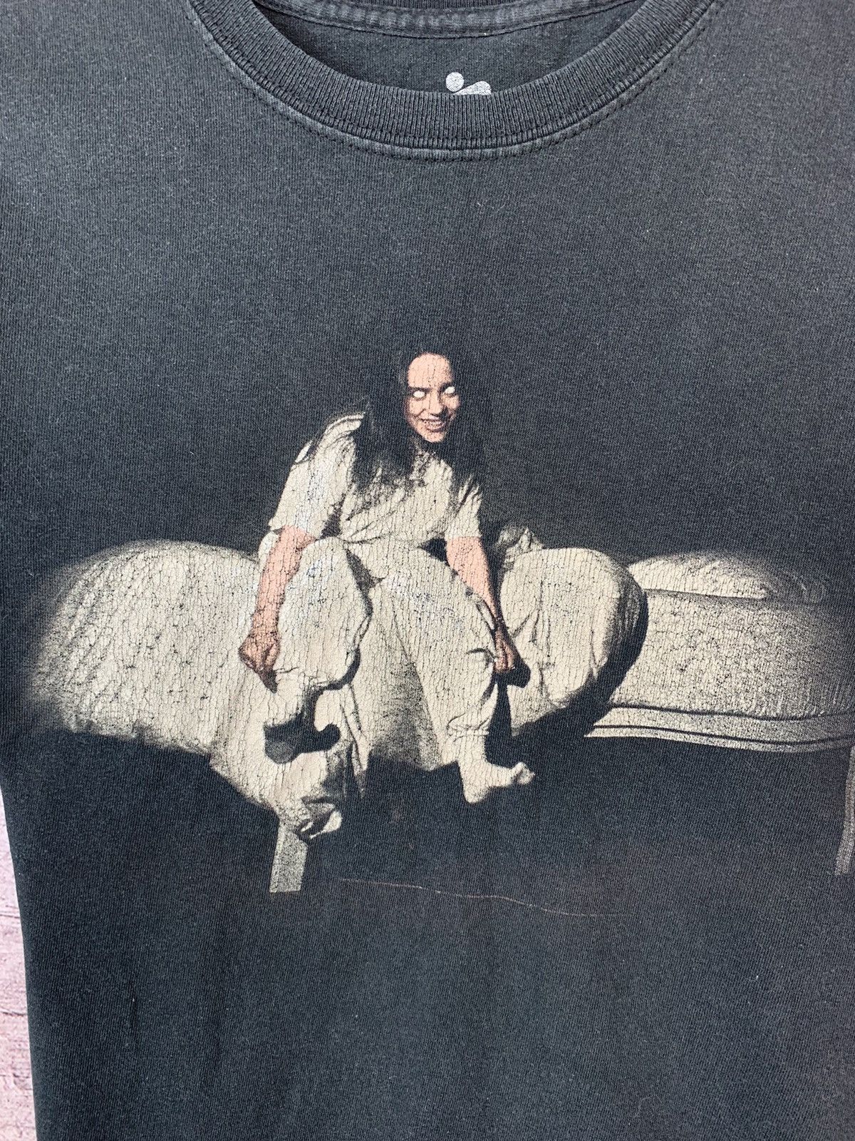 Band Tees × Billie Eilish 2019 Billie Eilish World Tour Trippy White Eyes T Shir Size US M / EU 48-50 / 2 - 4 Thumbnail