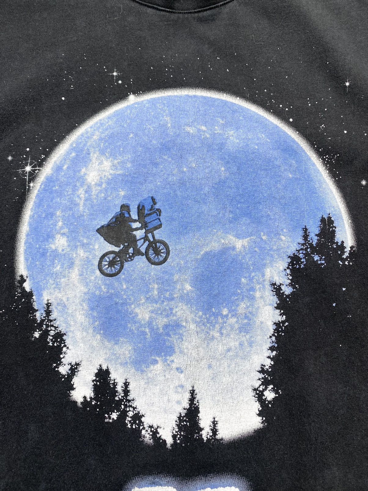 Universal Studios Vintage 2000’s ET The Extra Terrestrial Movie T Shirt Size US M / EU 48-50 / 2 - 3 Thumbnail