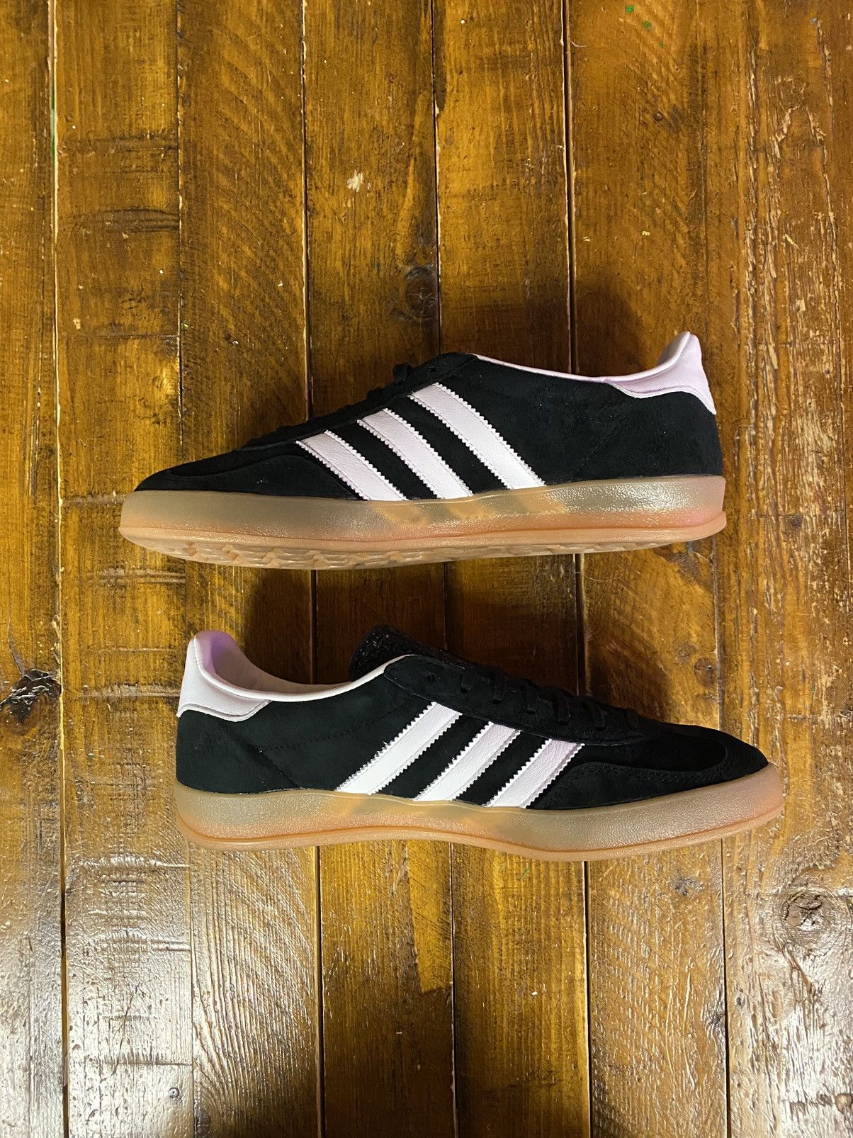 Adidas Gazelle Indoor “Black” Size US 9 / EU 42 - 3 Thumbnail