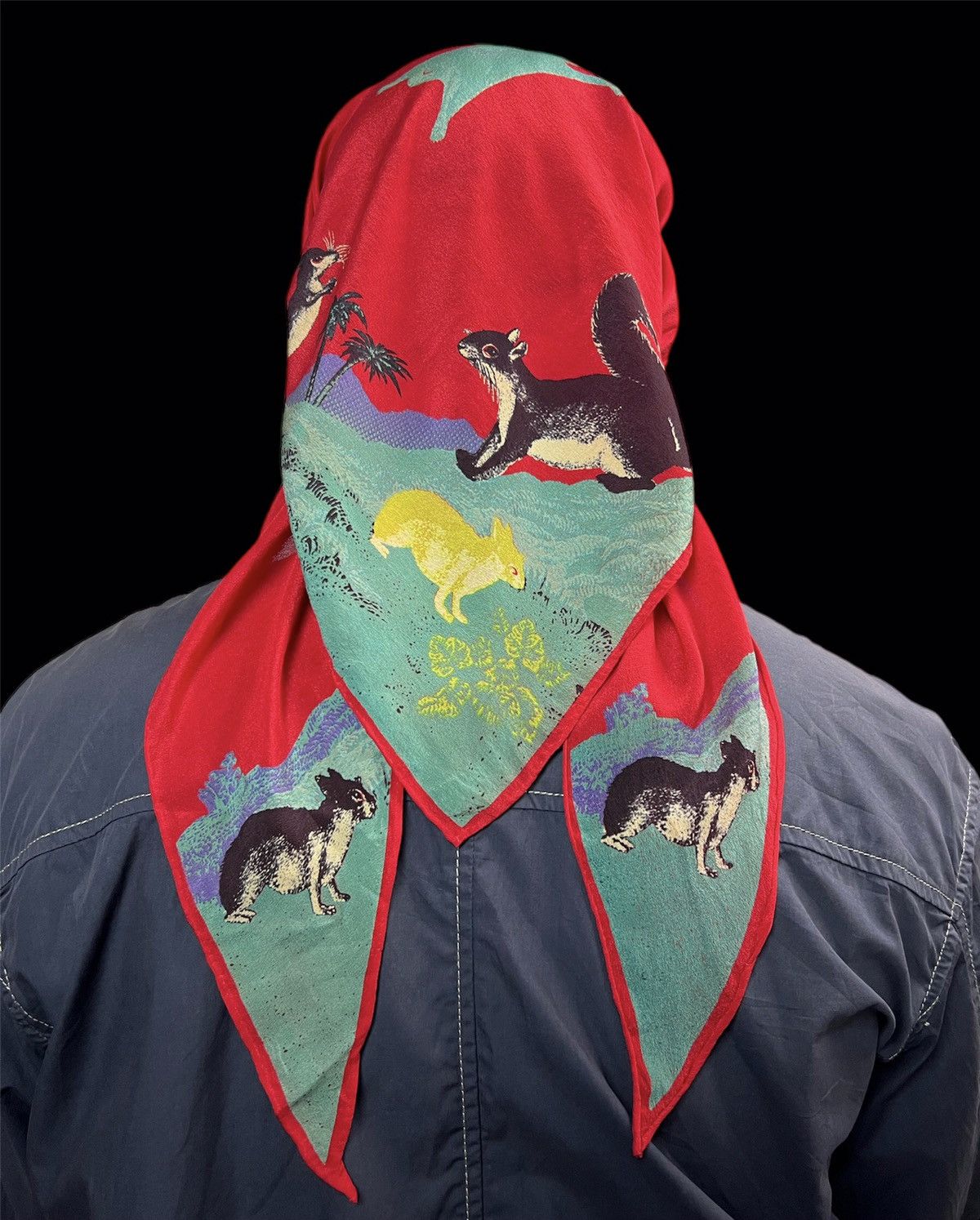 Issey Miyake 💥NEED GONE💥Issey Miyake Animal Short Scarves Size ONE SIZE - 4 Thumbnail