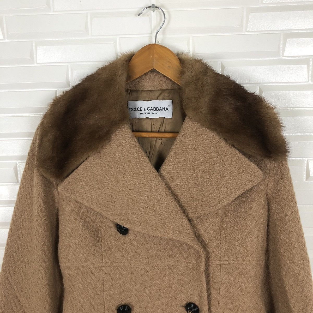 Dolce & Gabbana DOLCE & GABBANA LIGHT FUR JACKET MADE IN ITALY Size US S / EU 44-46 / 1 - 8 Thumbnail