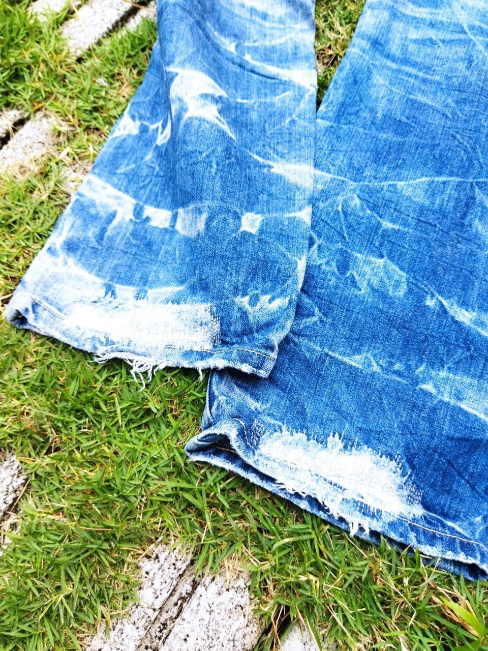 If Six Was Nine Japanese Lingua Franca Distressed Jeans Size US 29 - 13 Thumbnail