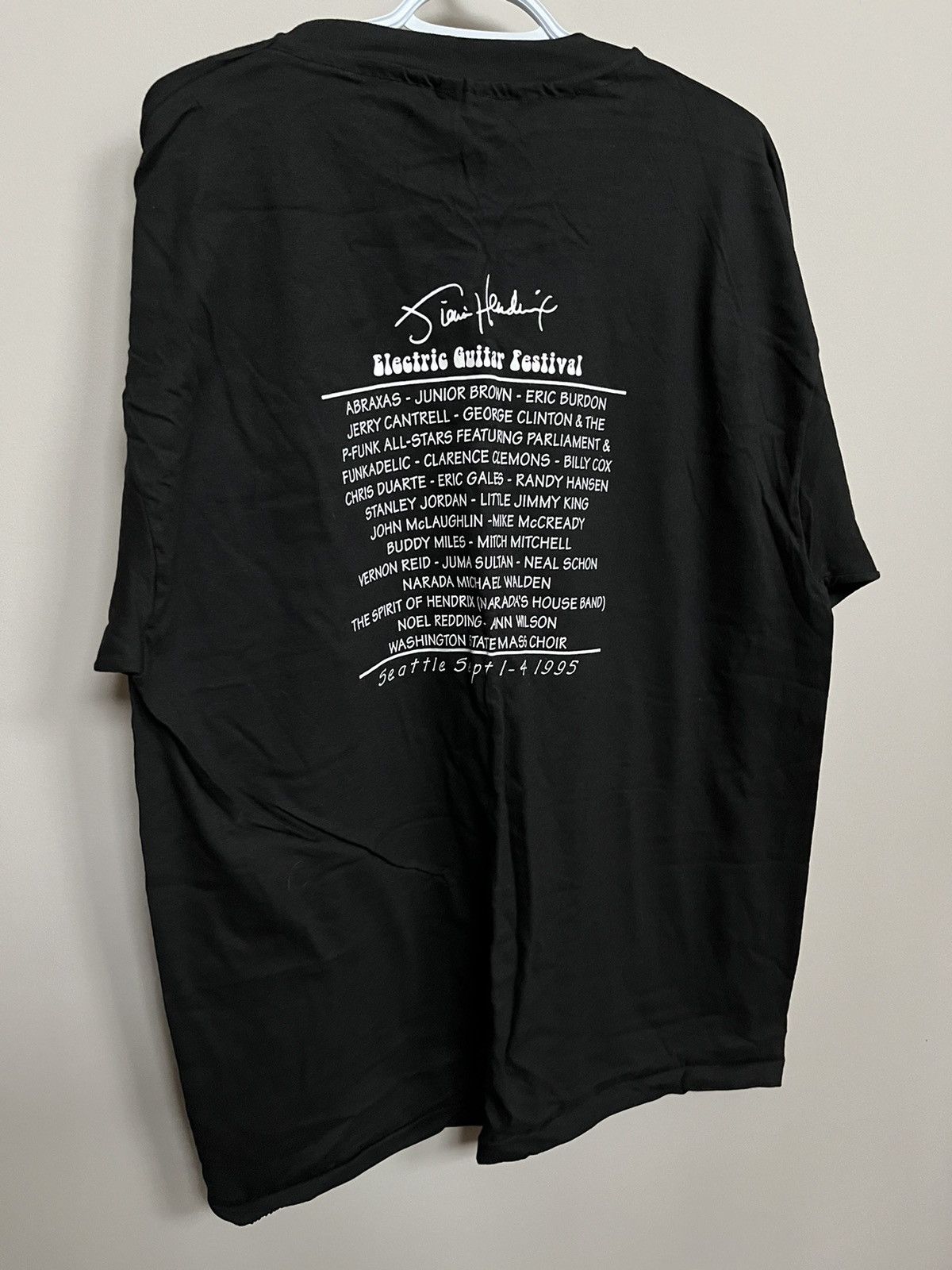 Jimi Hendrix × Vintage VINTAGE JIMI HENDRIX 1995 ELECTRIC GUITAR FESTIVAL FLAG Size US XL / EU 56 / 4 - 3 Thumbnail