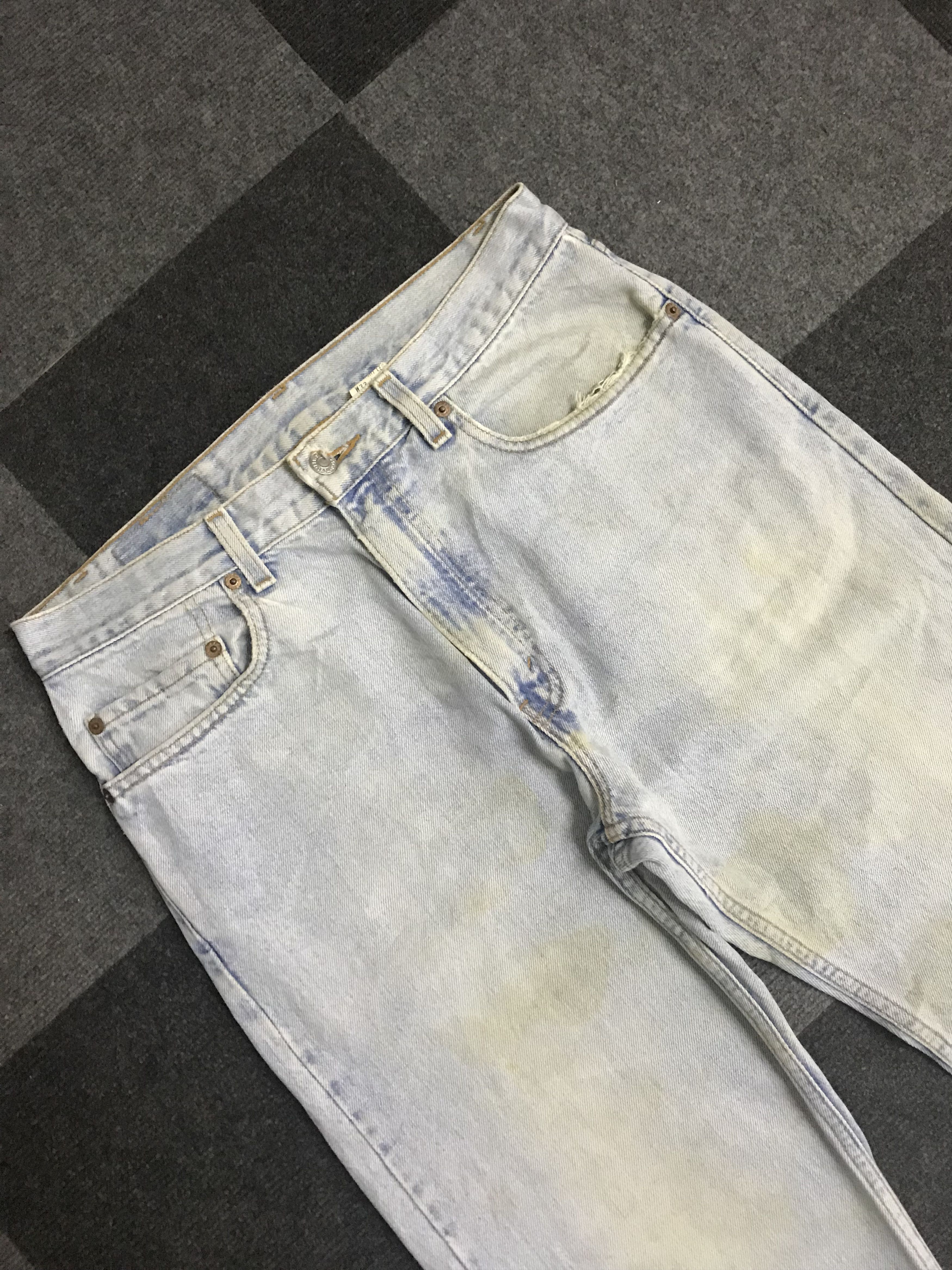Levi's VL155 Vintage Levis 505 Dirty Distressed Light Wash Jeans Size US 31 - 2 Thumbnail