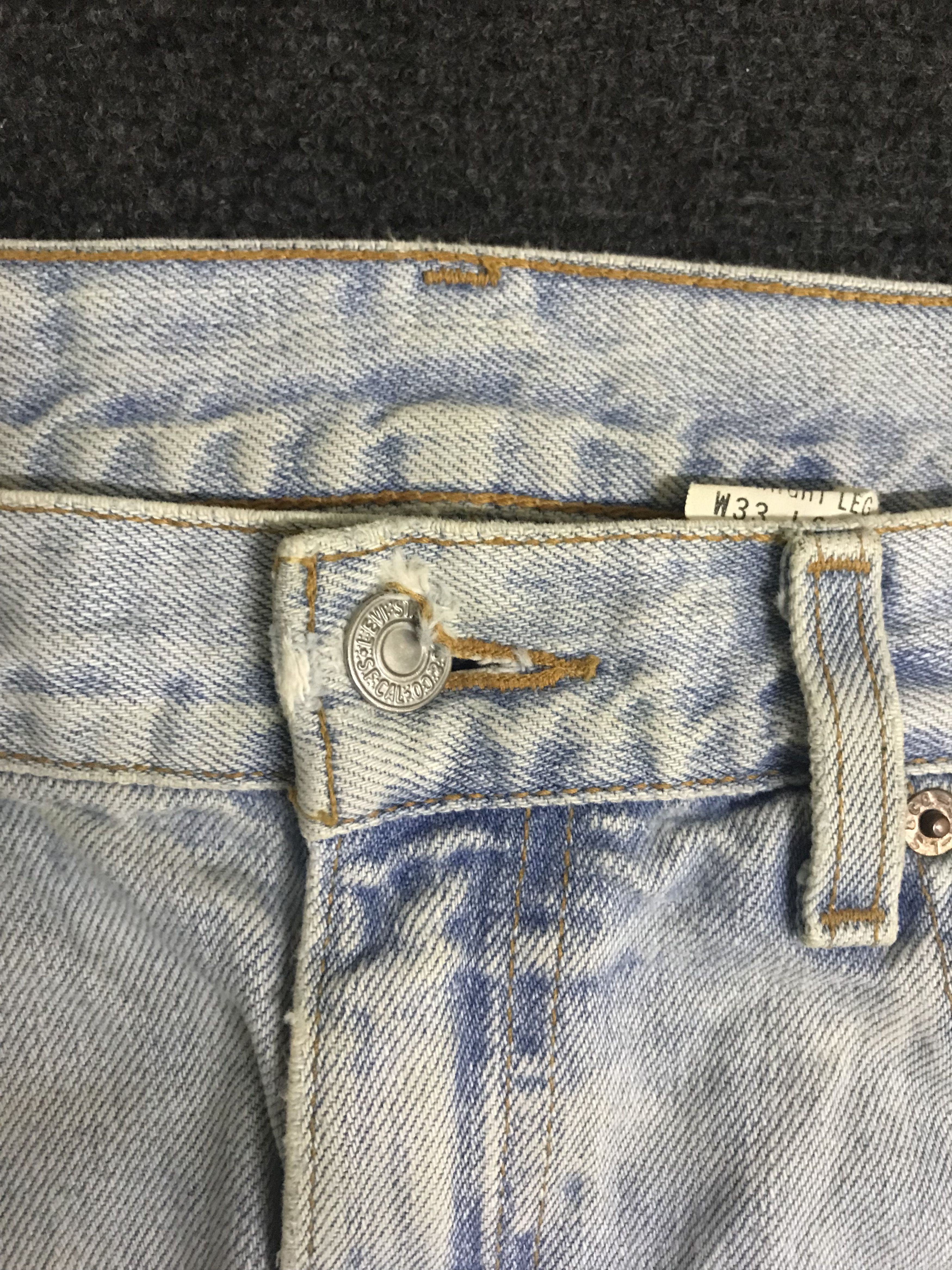Levi's VL155 Vintage Levis 505 Dirty Distressed Light Wash Jeans Size US 31 - 10 Thumbnail
