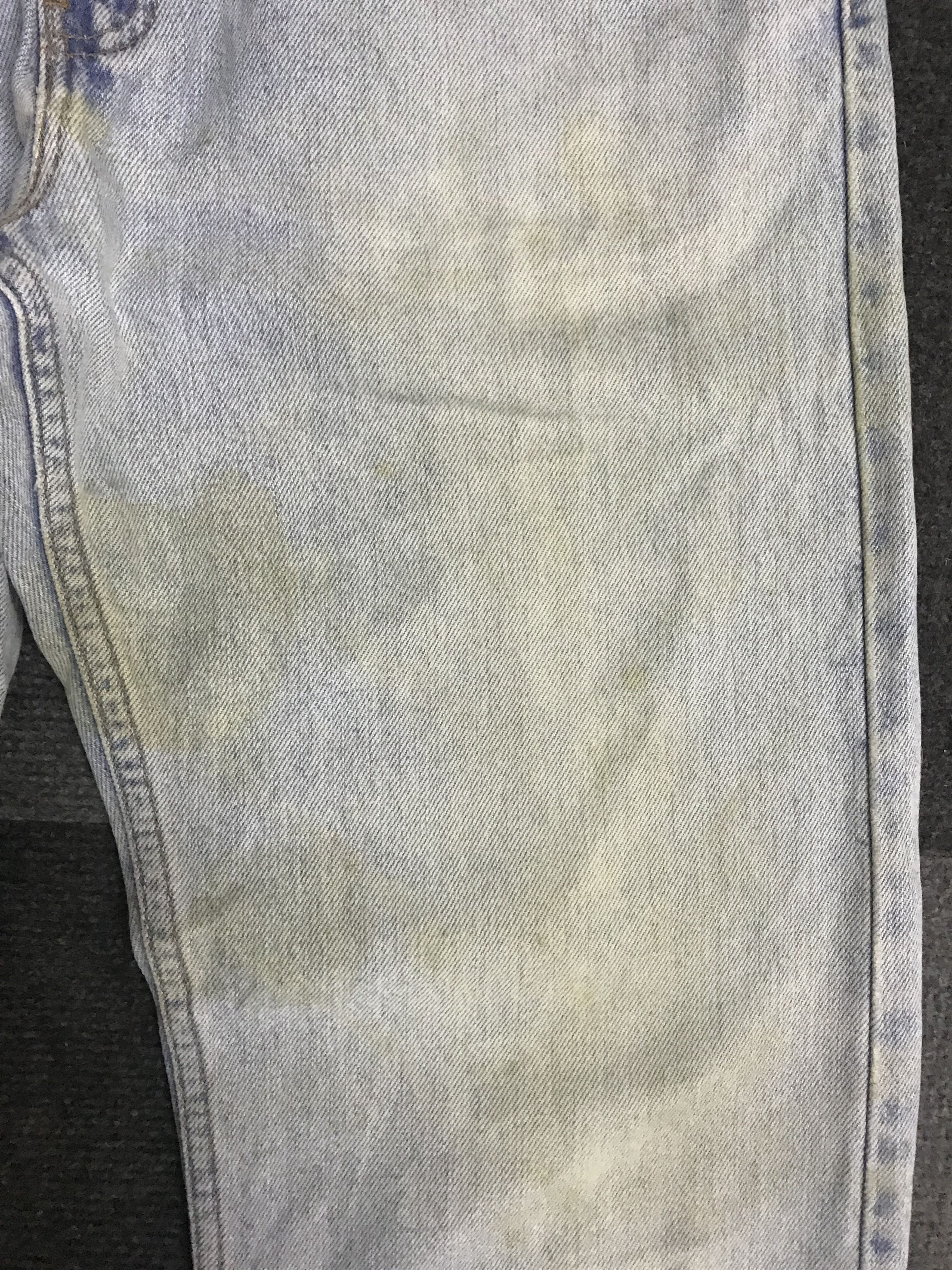 Levi's VL155 Vintage Levis 505 Dirty Distressed Light Wash Jeans Size US 31 - 7 Thumbnail