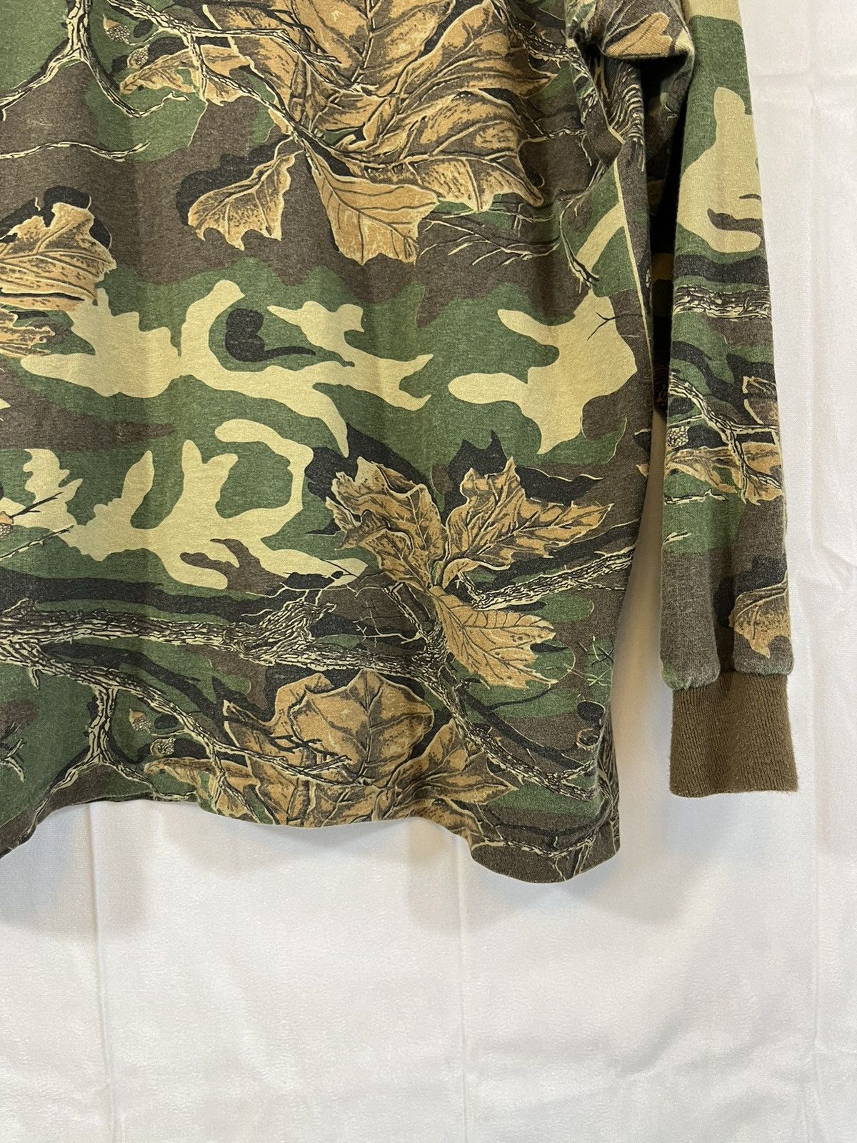 Vintage Woodland Camo Long Sleeve Military Boxy Tee Size US XL / EU 56 / 4 - 13 Thumbnail