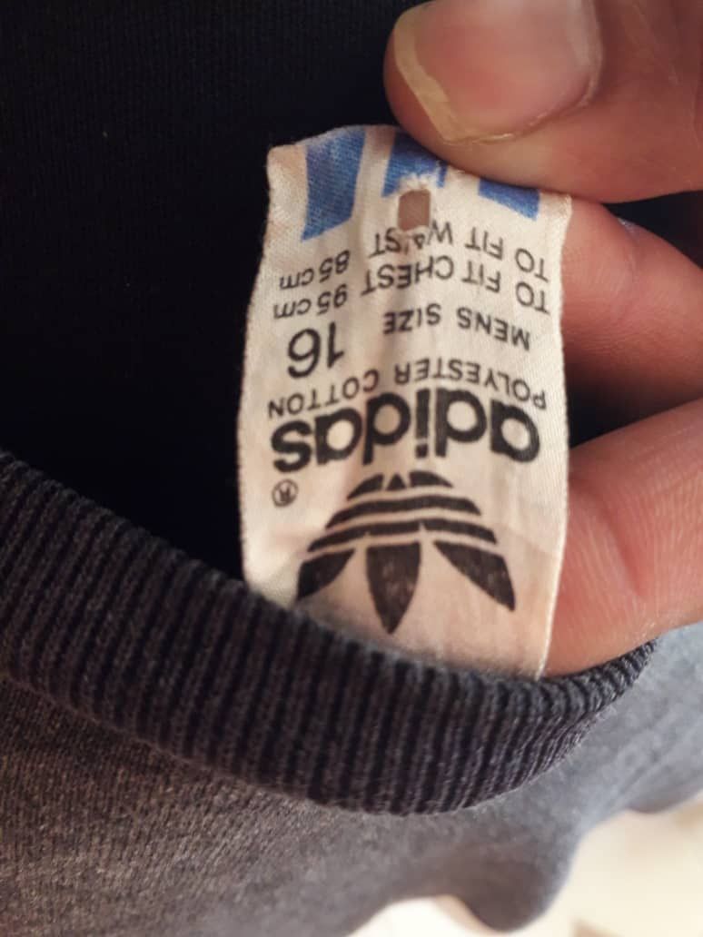 90s adidas tee