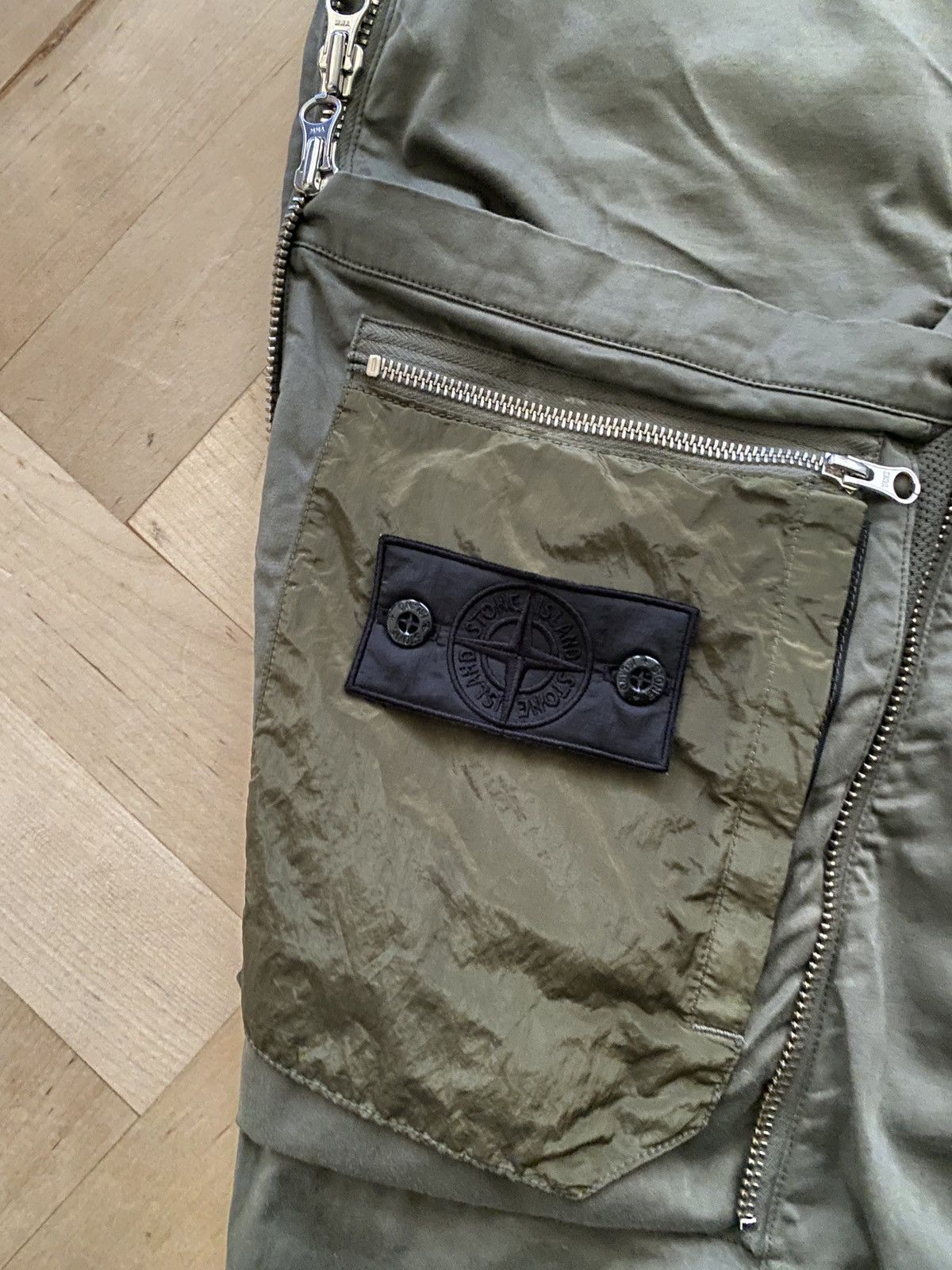 Stone Island Shadow Project Stone Island Shadow Project Olive Convert Cargo Pant 48 Size US 32 / EU 48 - 4 Thumbnail