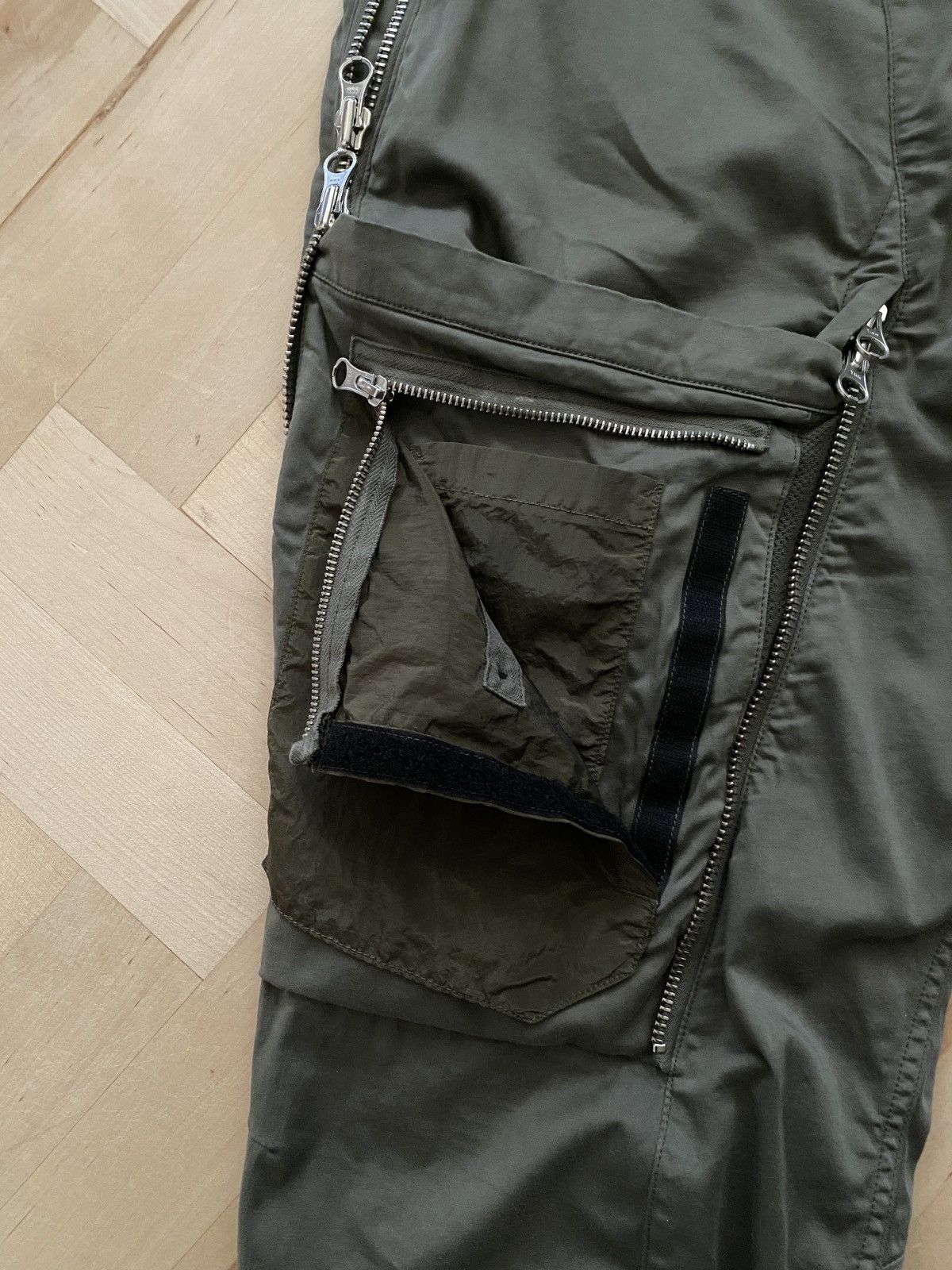 Stone Island Shadow Project Stone Island Shadow Project Olive Convert Cargo Pant 48 Size US 32 / EU 48 - 5 Thumbnail