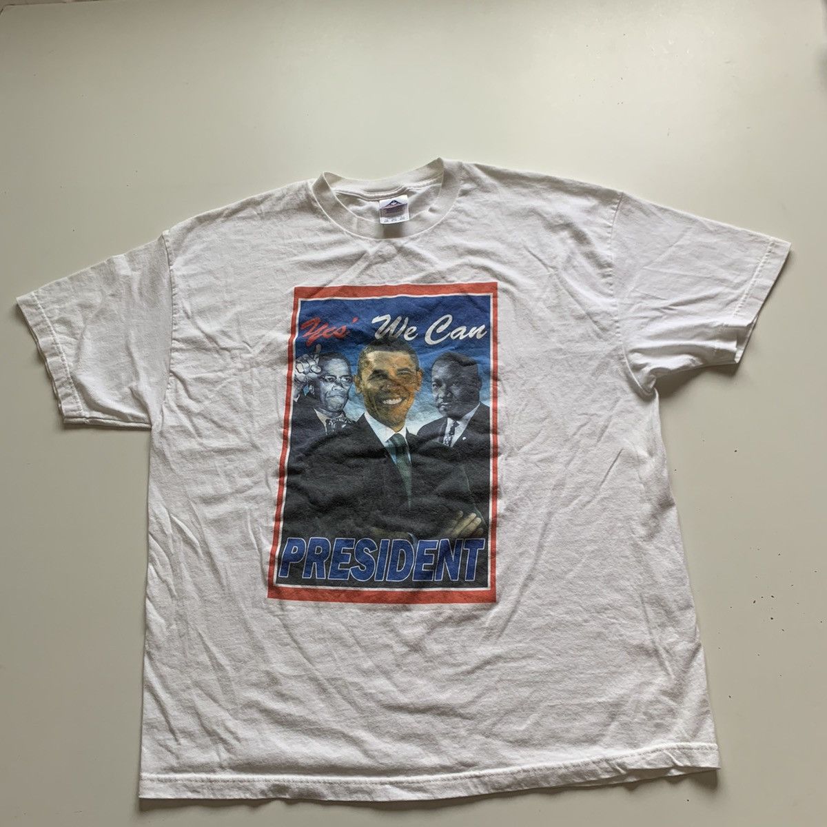 Vintage Vintage Y2K President Obama graphic t shirt white Size US XXL / EU 58 / 5 - 1 Thumbnail