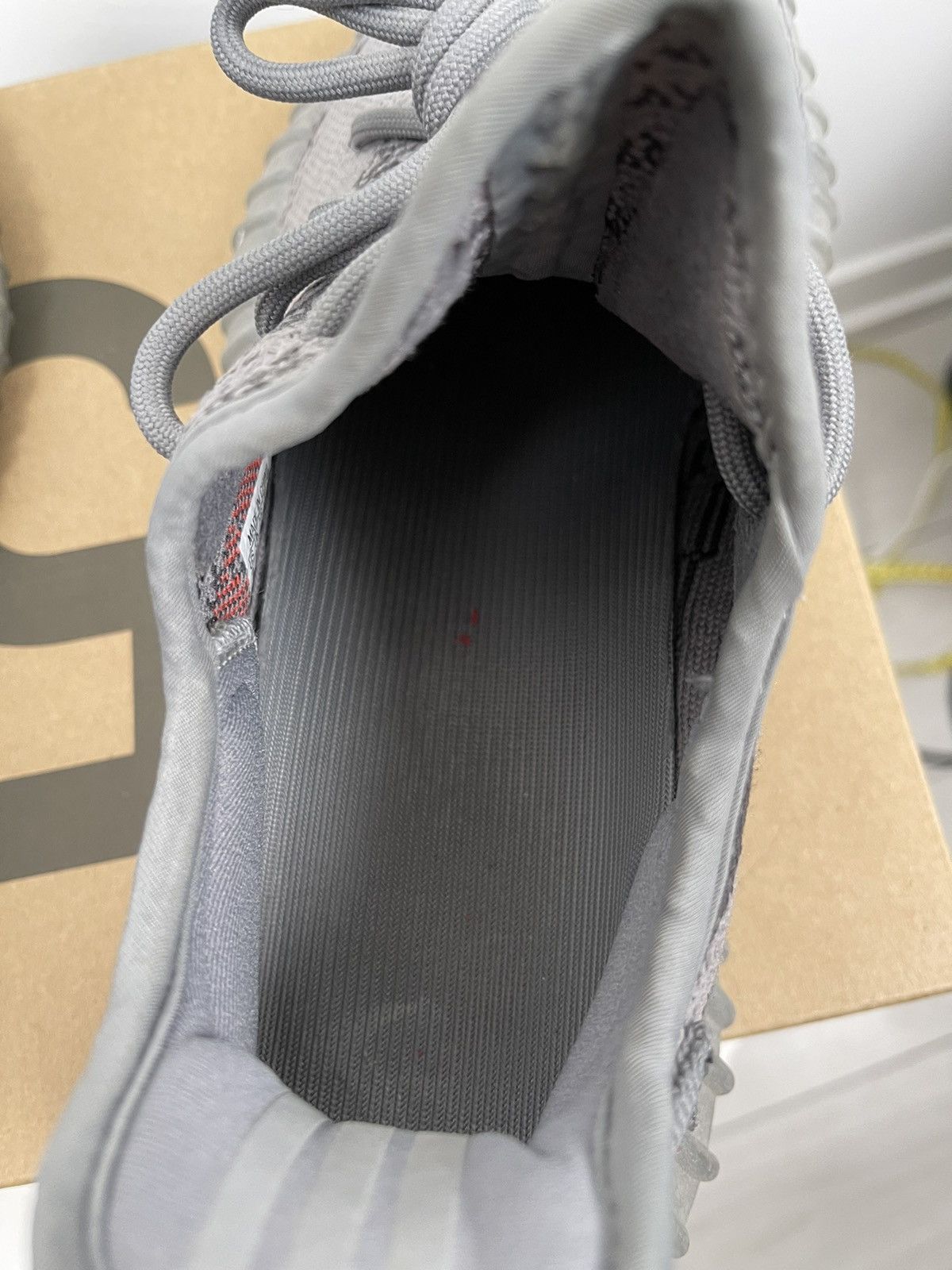 Adidas × Kanye West Yeezy Boost 350 V2 Beluga 2.0 Size US 9 / EU 42 - 11 Thumbnail