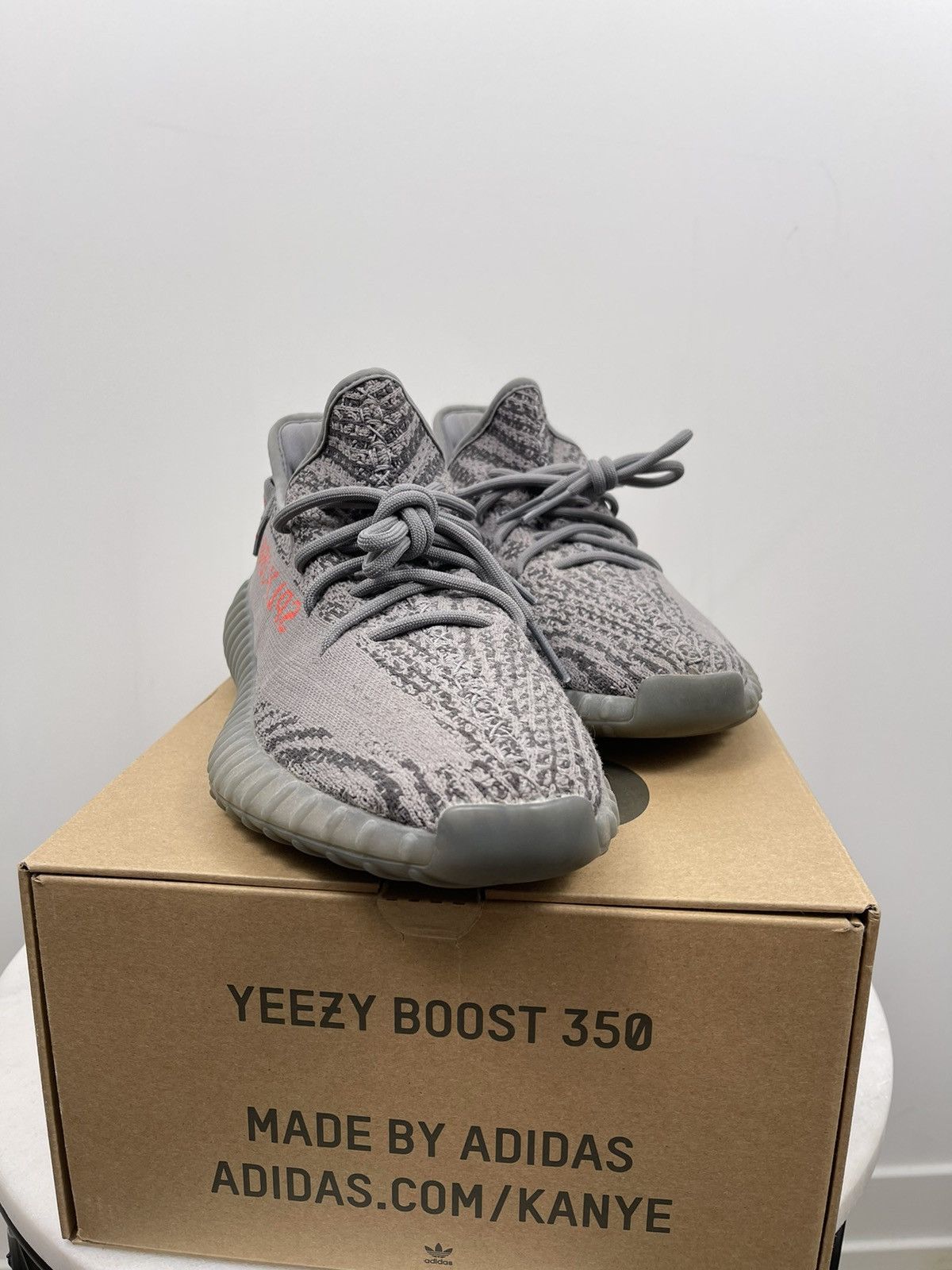 Adidas × Kanye West Yeezy Boost 350 V2 Beluga 2.0 Size US 9 / EU 42 - 3 Thumbnail