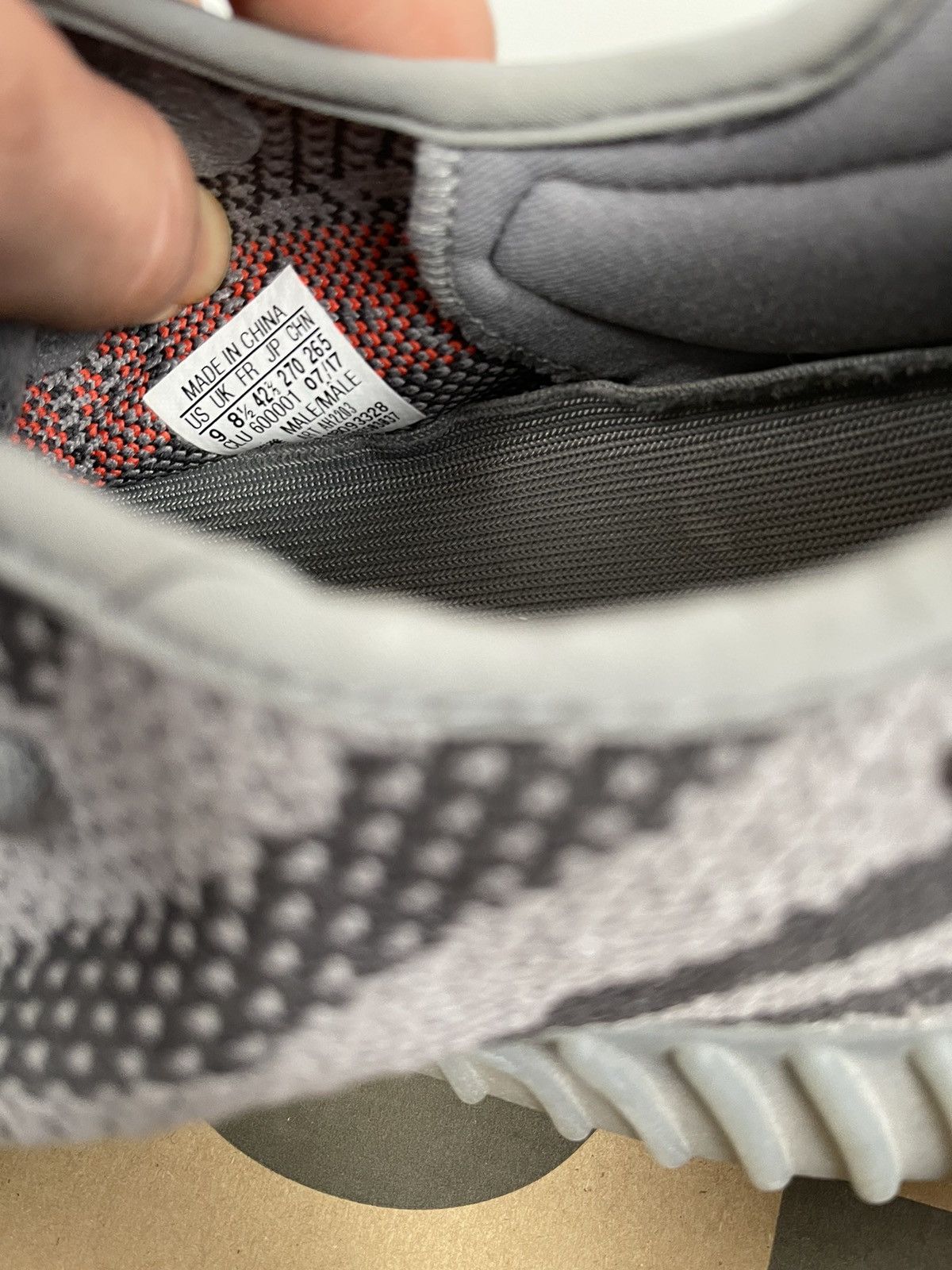 Adidas × Kanye West Yeezy Boost 350 V2 Beluga 2.0 Size US 9 / EU 42 - 12 Thumbnail