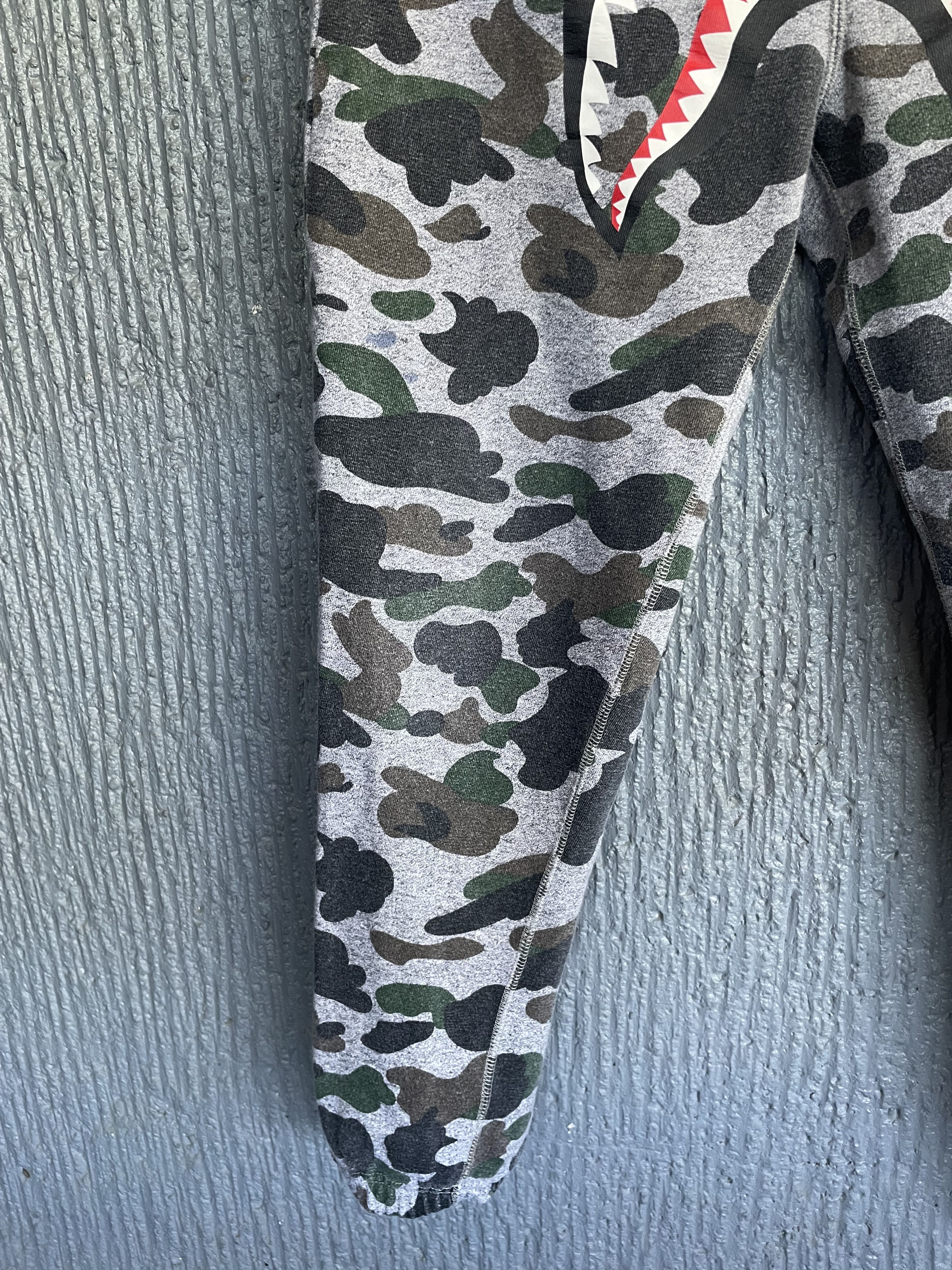 Bape Bape Shark Heather Camo Sweat Pants Size US 31 - 4 Thumbnail