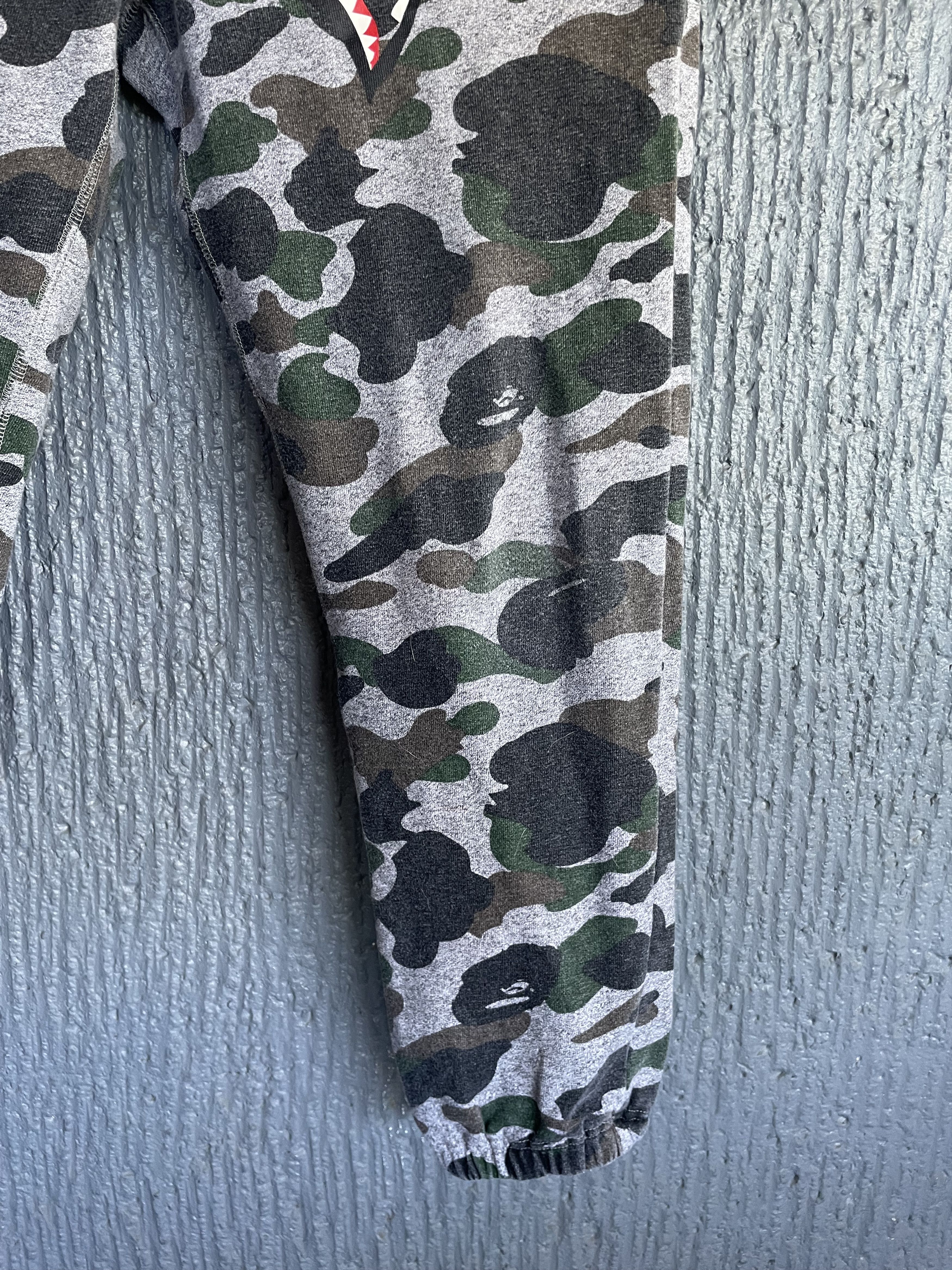 Bape Bape Shark Heather Camo Sweat Pants Size US 31 - 5 Thumbnail